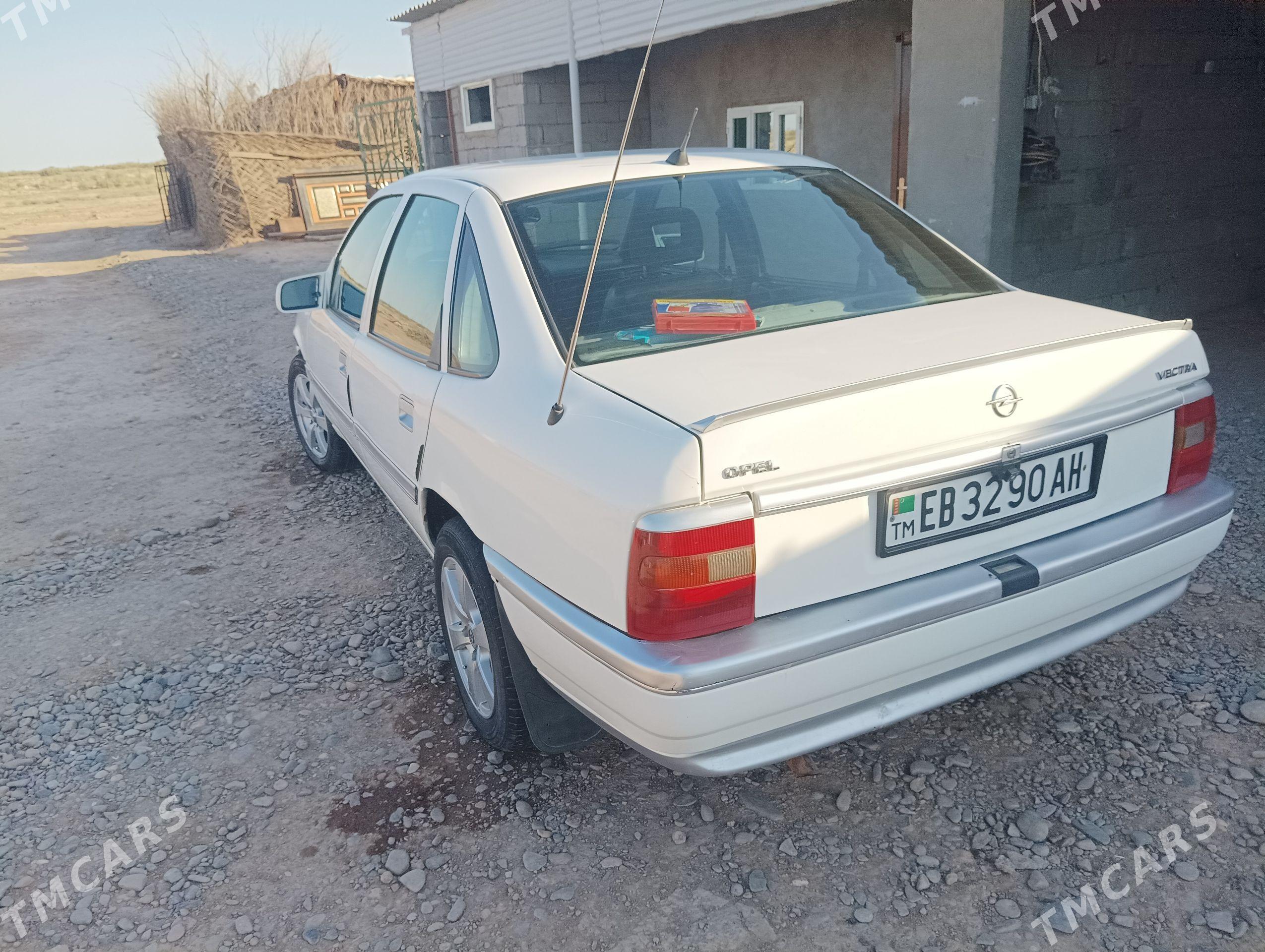 Opel Vectra 1994 - 45 000 TMT - Tejen - img 1