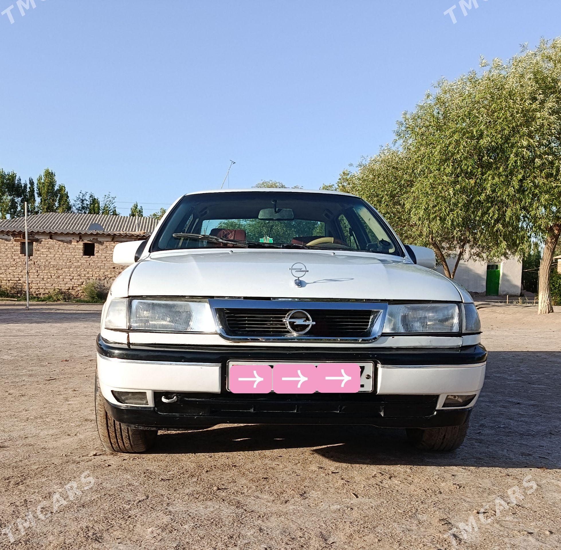 Opel Vectra 1990 - 46 000 TMT - Гурбансолтан Едже - img 1