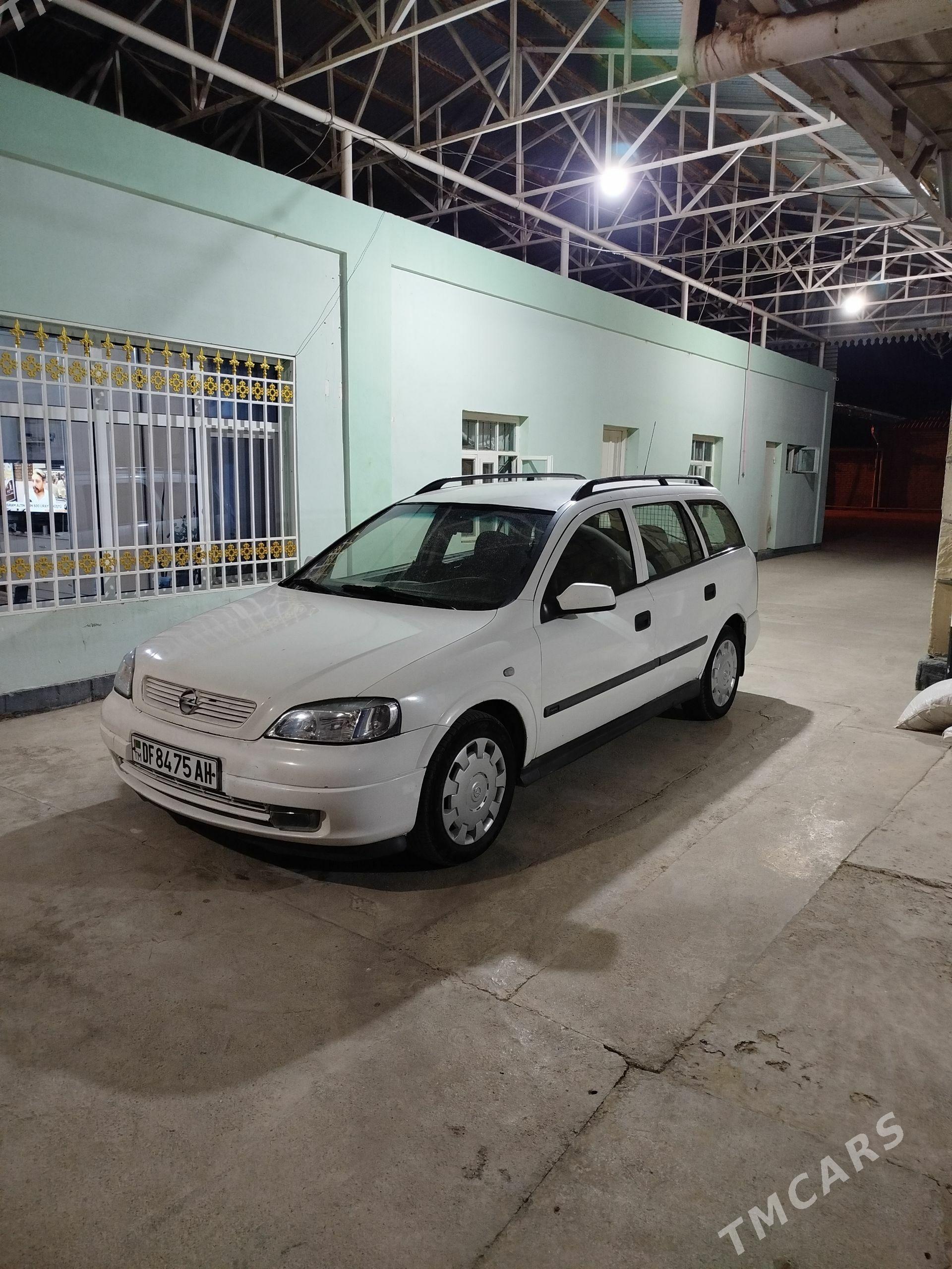 Opel Astra 2000 - 70 000 TMT - Bäherden - img 1