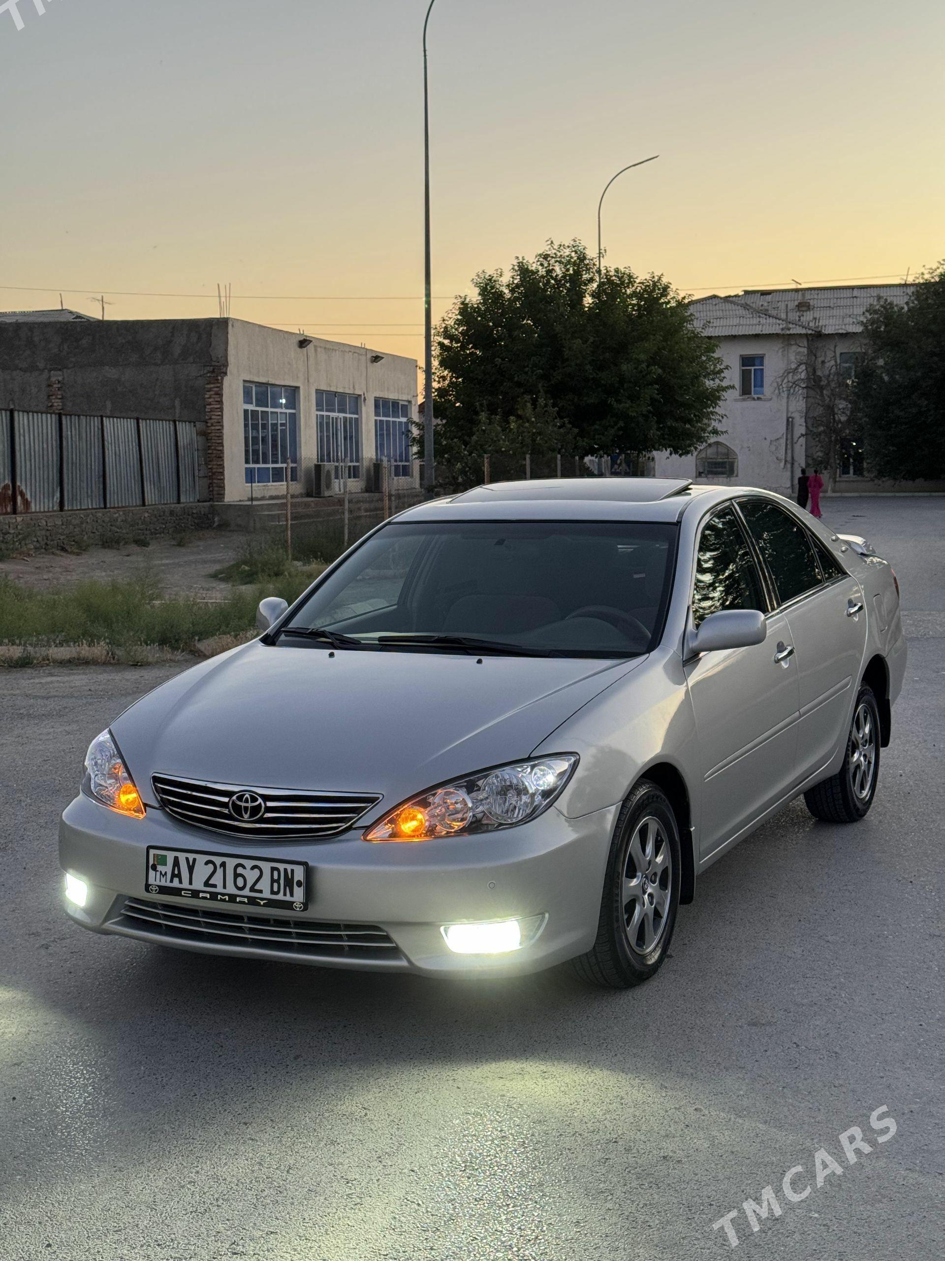 Toyota Camry 2005 - 190 000 TMT - Берекет - img 1