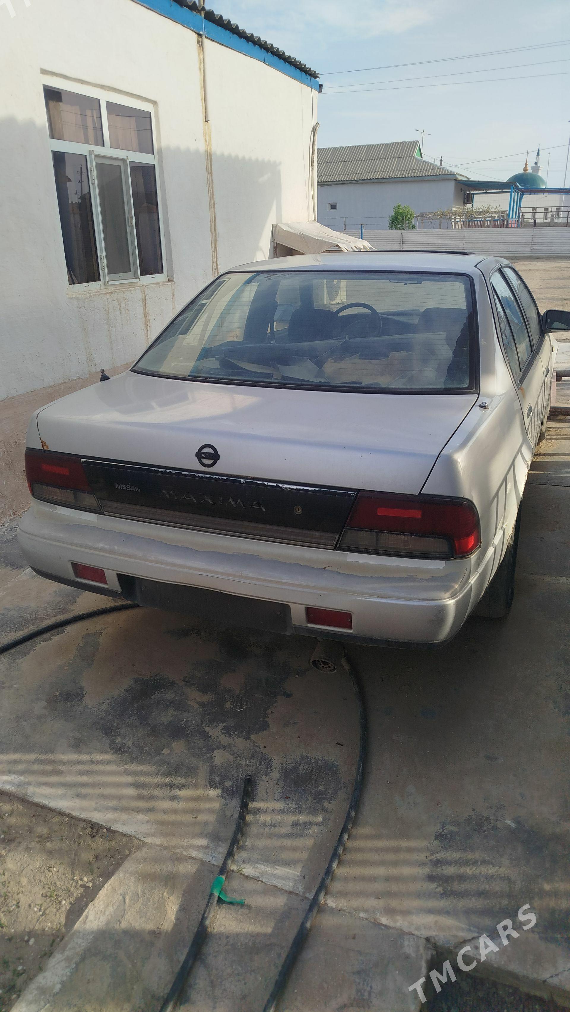 Nissan Maxima 1989 - 15 000 TMT - Esenguly - img 1