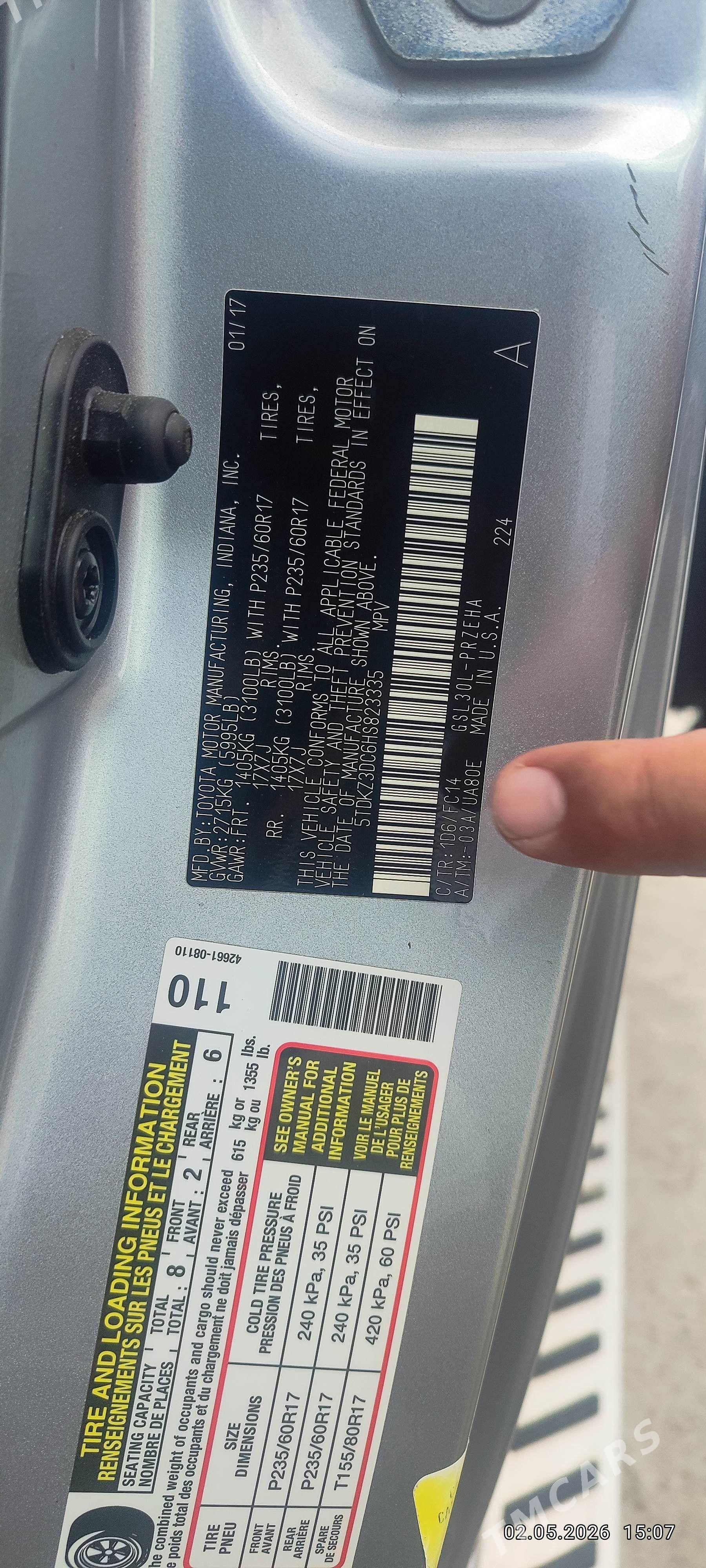 Toyota Sienna 2017 - 520 000 TMT - Sakarçäge - img 1