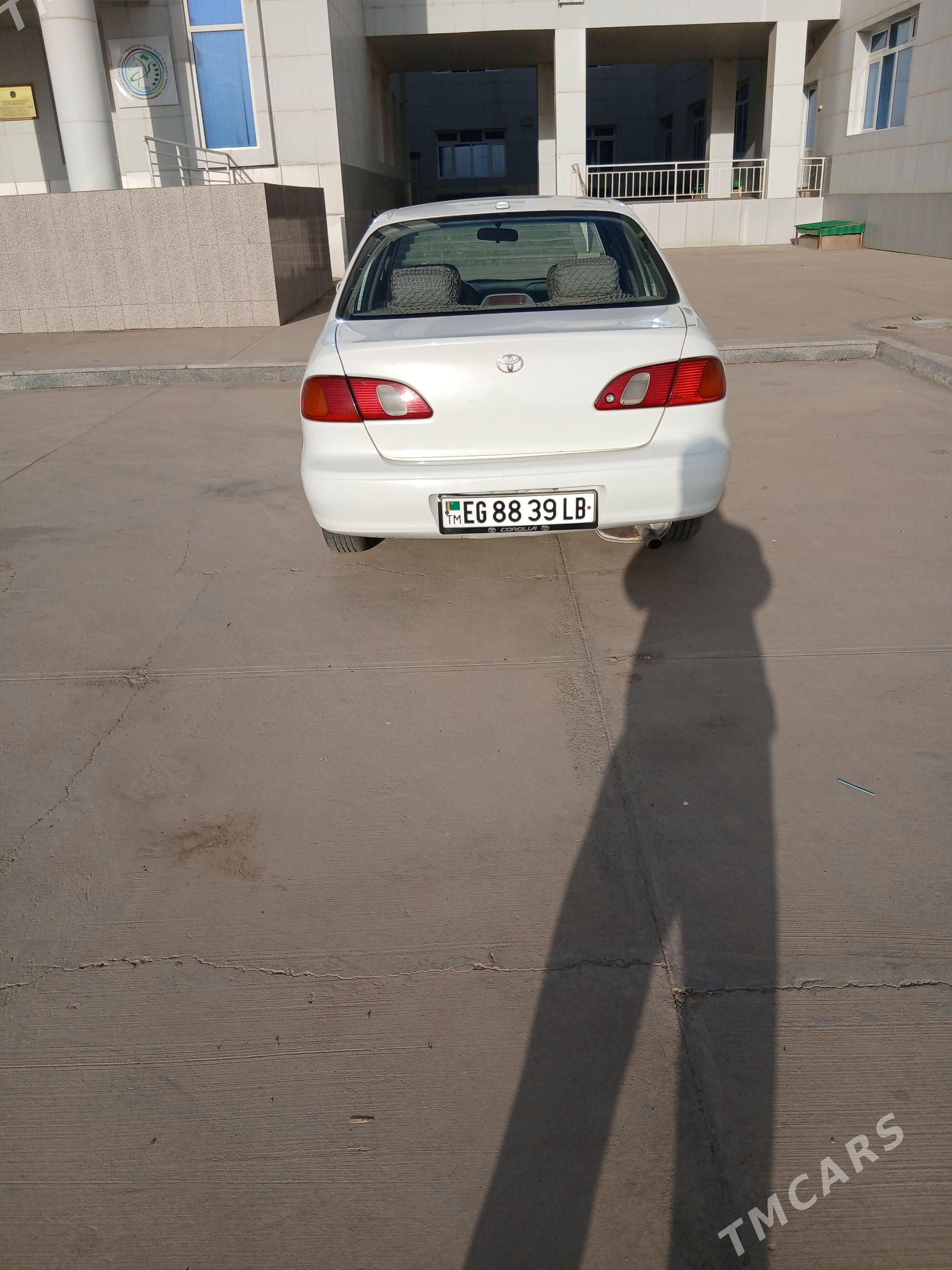 Toyota Corolla 2000 - 110 000 TMT - Saýat - img 1