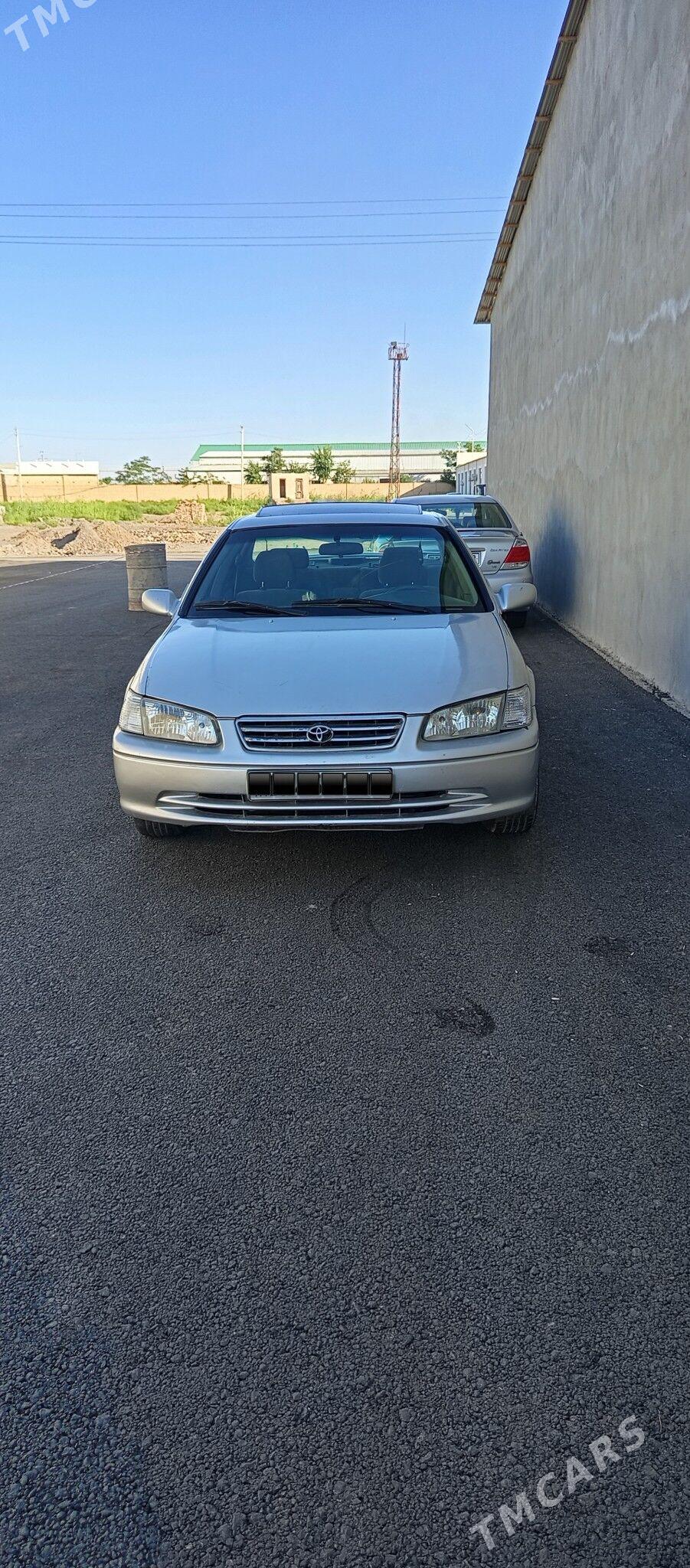 Toyota Camry 2000 - 175 000 TMT - Baýramaly - img 1