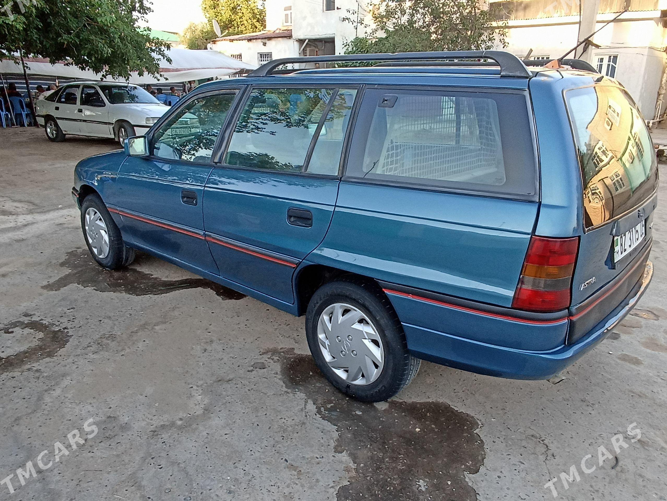 Opel Astra 1993 - 50 000 TMT - Дашогуз - img 1
