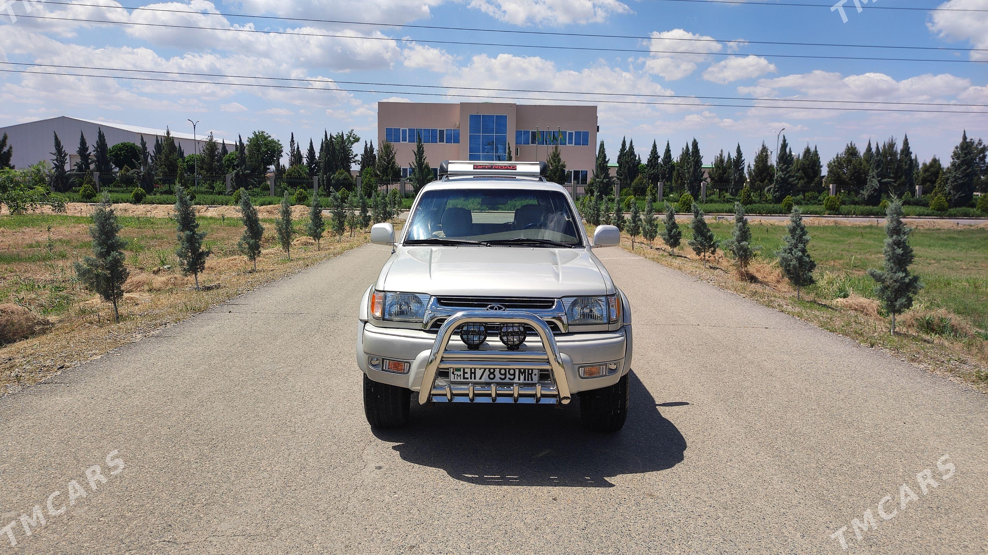 Toyota 4Runner 2001 - 166 000 TMT - Мары - img 1