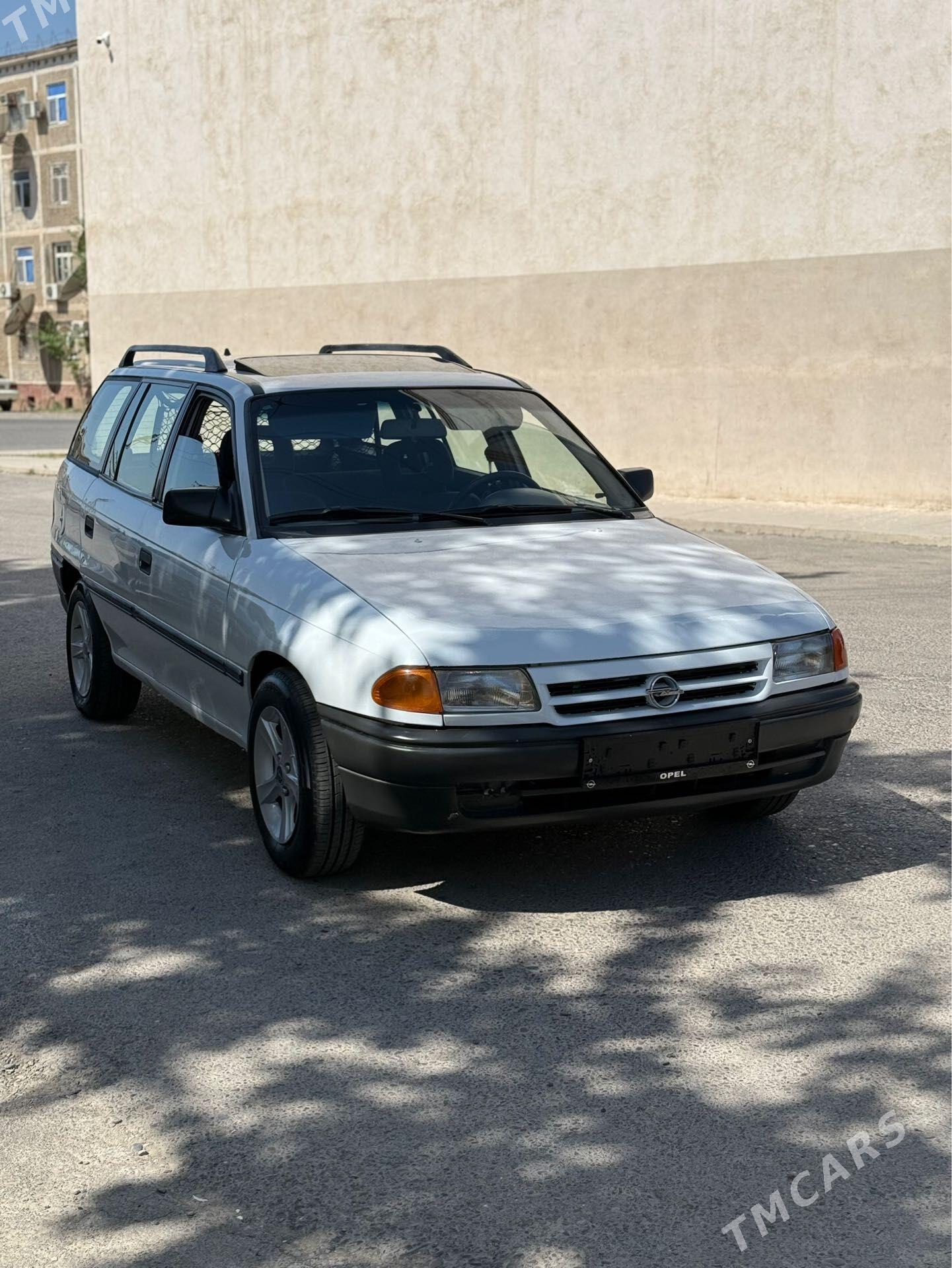 Opel Astra 1993 - 55 000 TMT - Mary - img 1