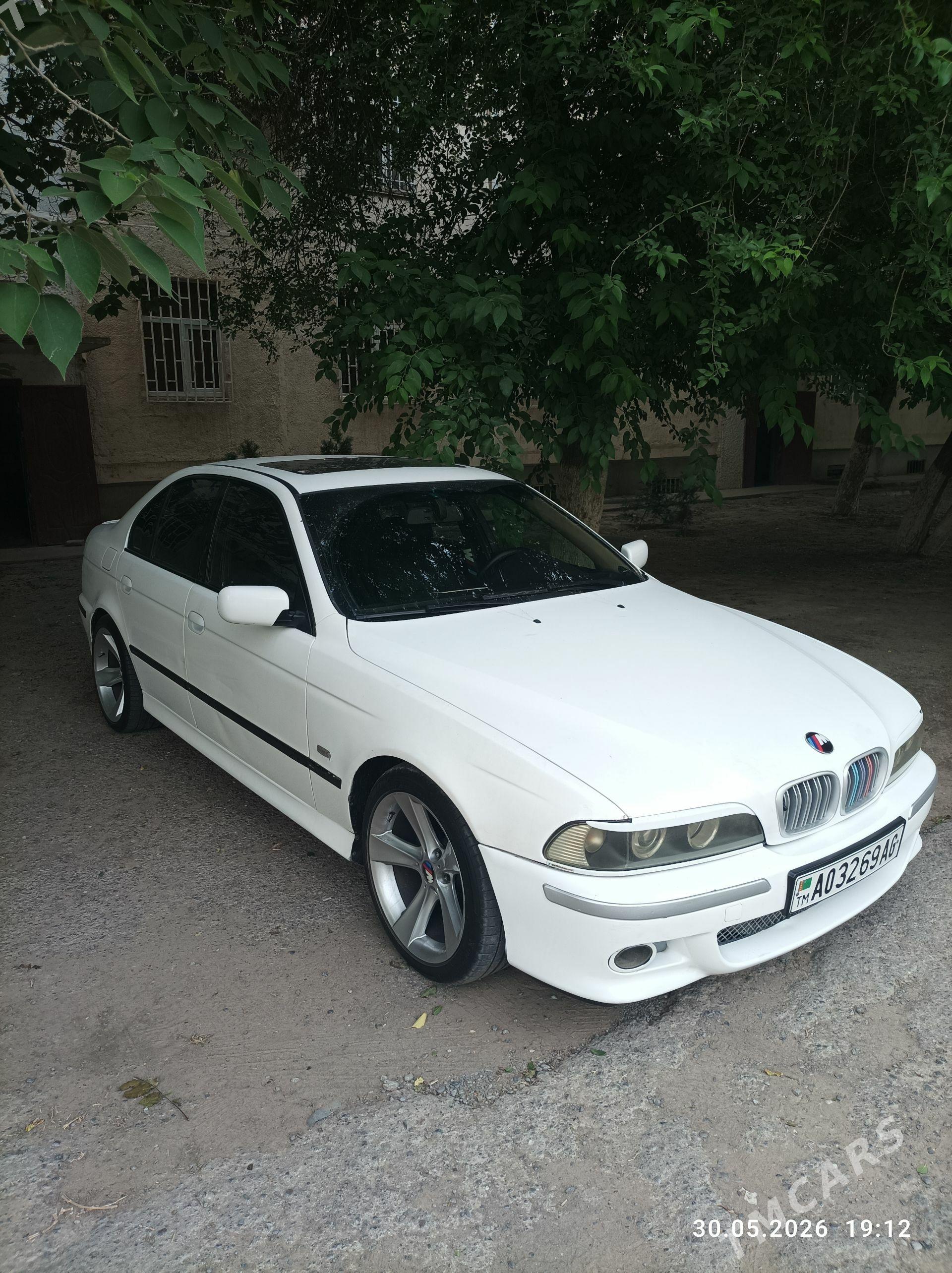 BMW 5 Series 2003 - 150 000 TMT - Ашхабад - img 1