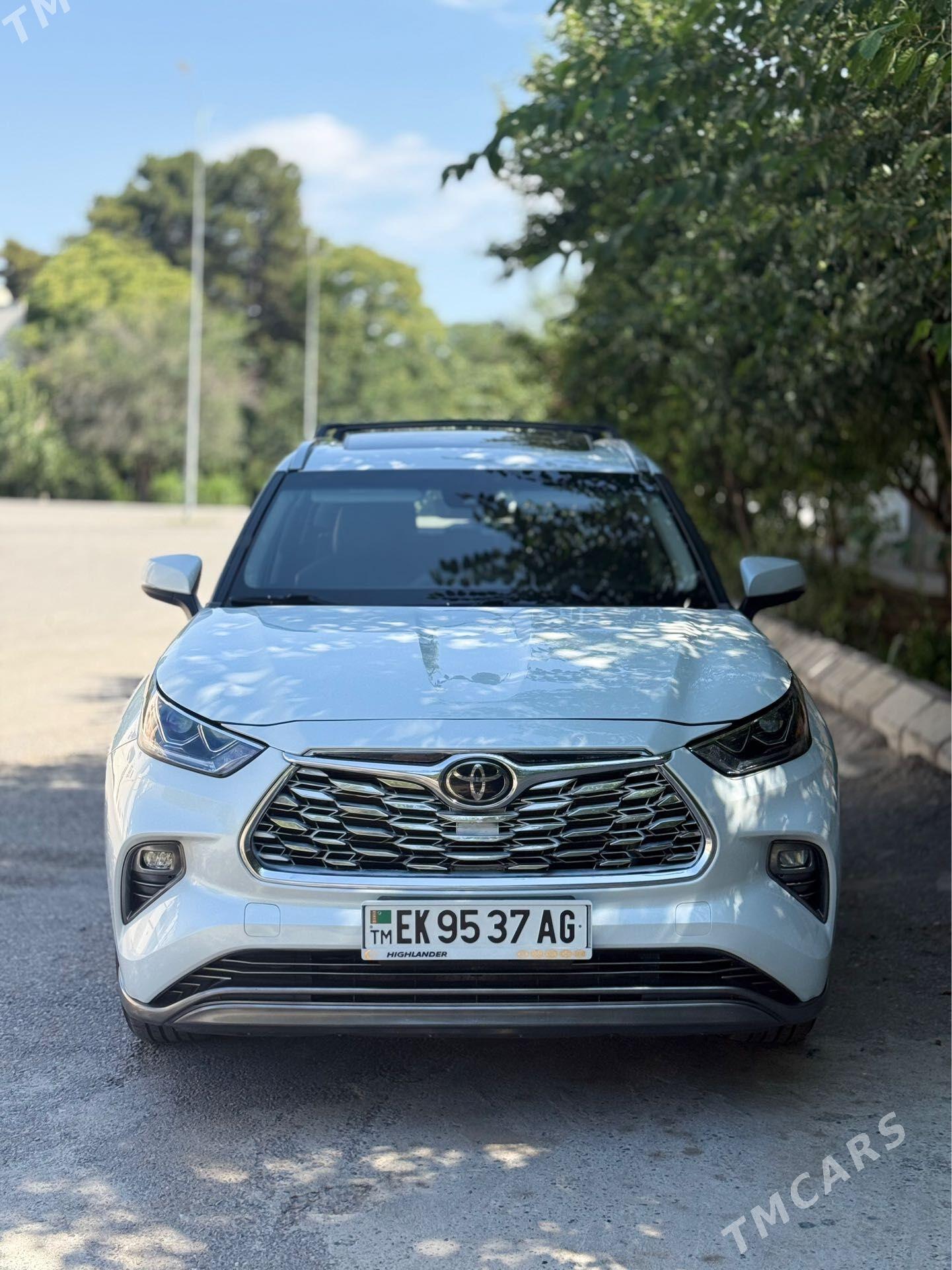 Toyota Highlander 2022 - 635 000 TMT - Aşgabat - img 1