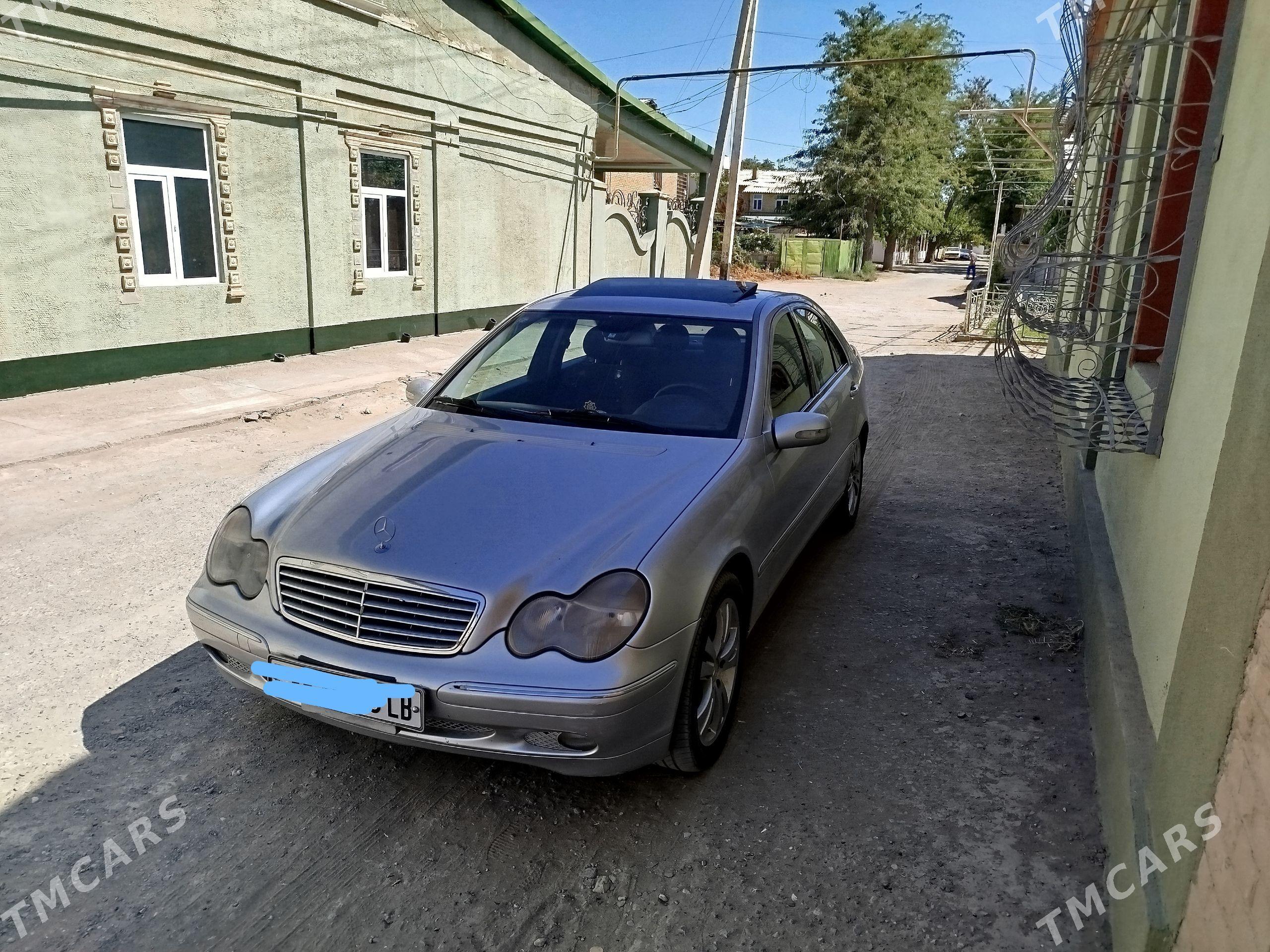Mercedes-Benz C-Class 2000 - 85 000 TMT - Türkmenabat - img 1