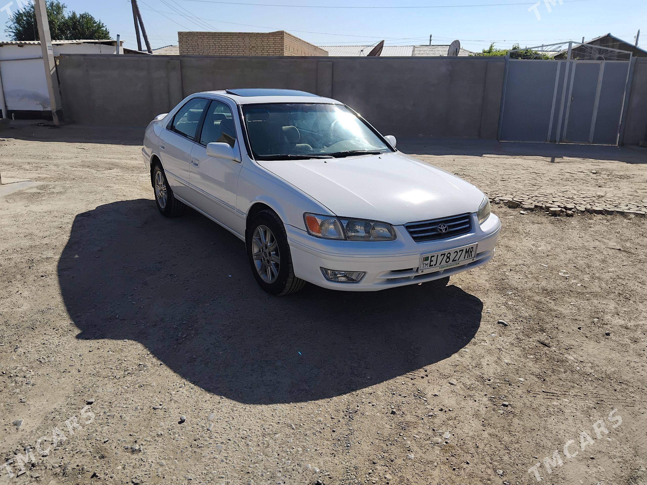 Toyota Camry 1999 - 138 000 TMT - Байрамали - img 1
