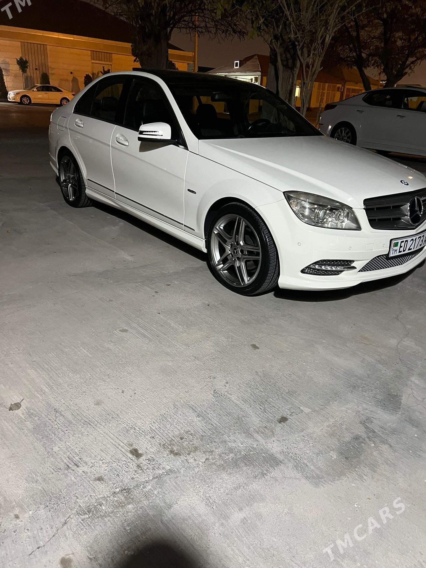 Mercedes-Benz C250 2010 - 170 000 TMT - Aşgabat - img 1