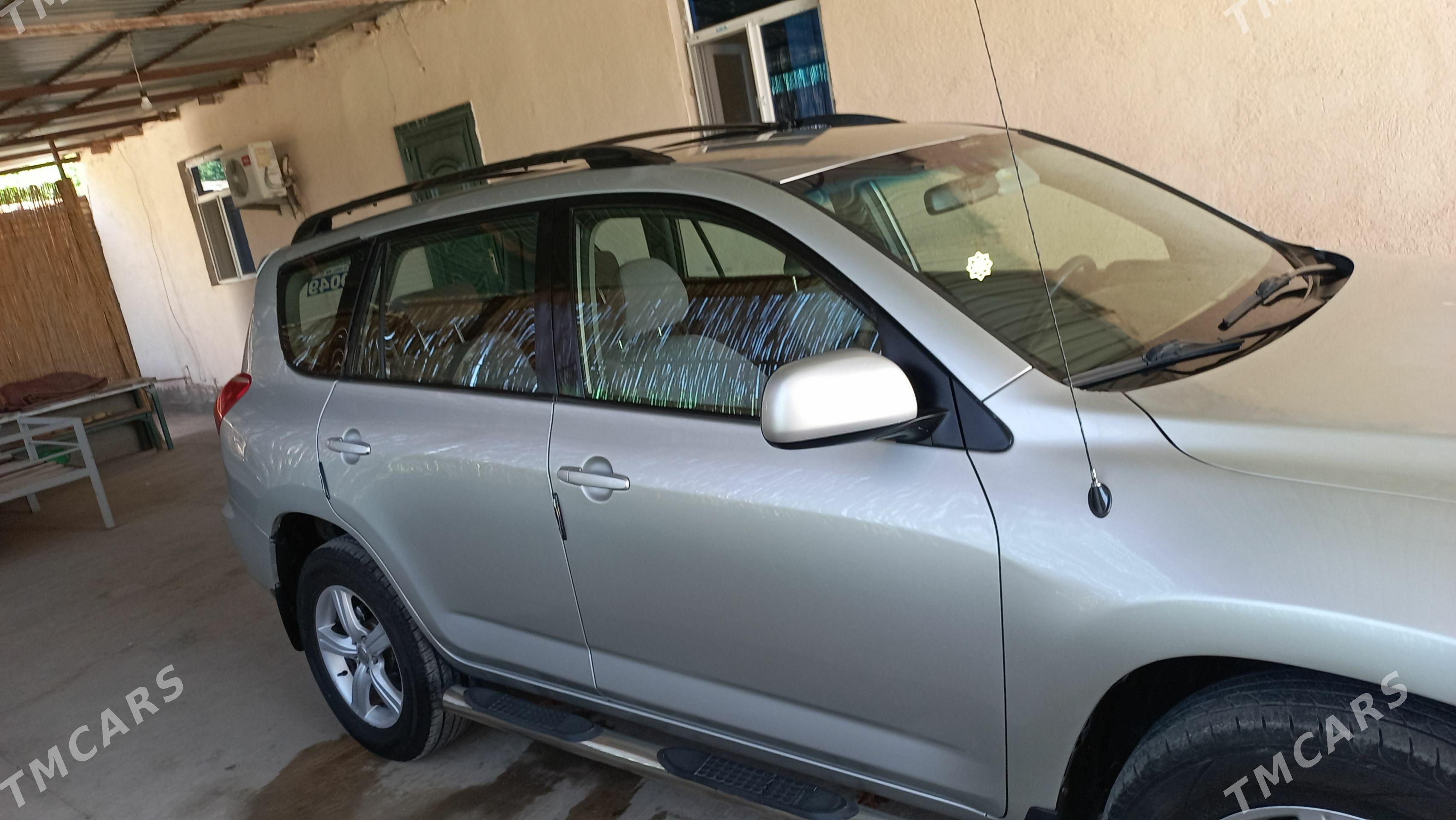 Toyota RAV4 2007 - 180 000 TMT - Türkmenbaşy etr. - img 1