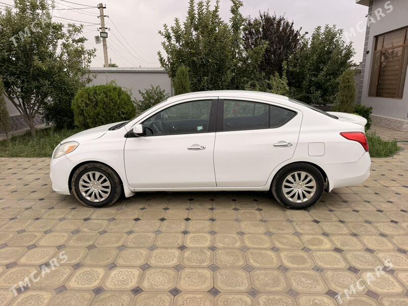 Nissan Versa 2013 - 120 000 TMT - Mary - img 1