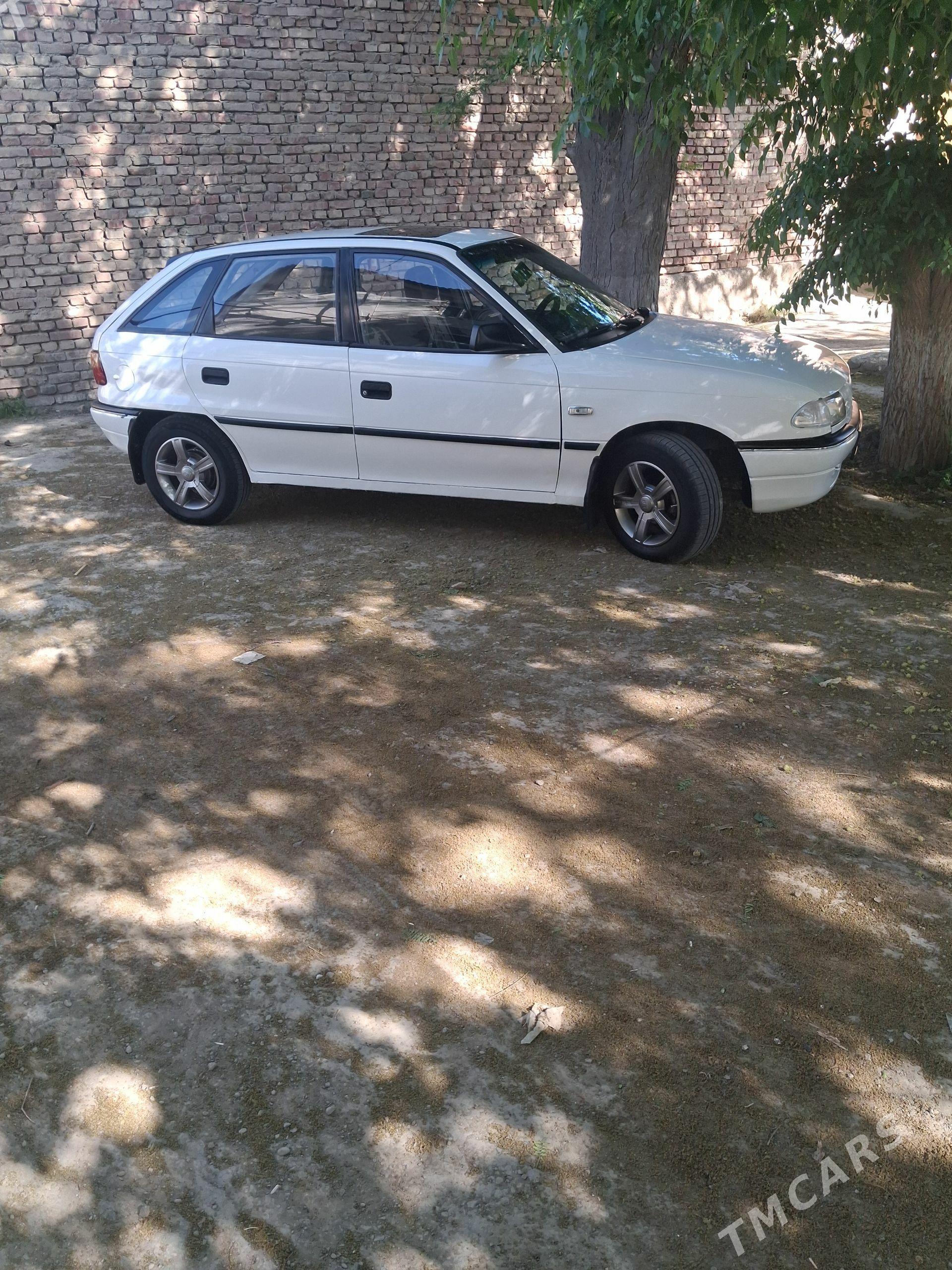 Opel Astra 1992 - 33 000 TMT - Bereket - img 1
