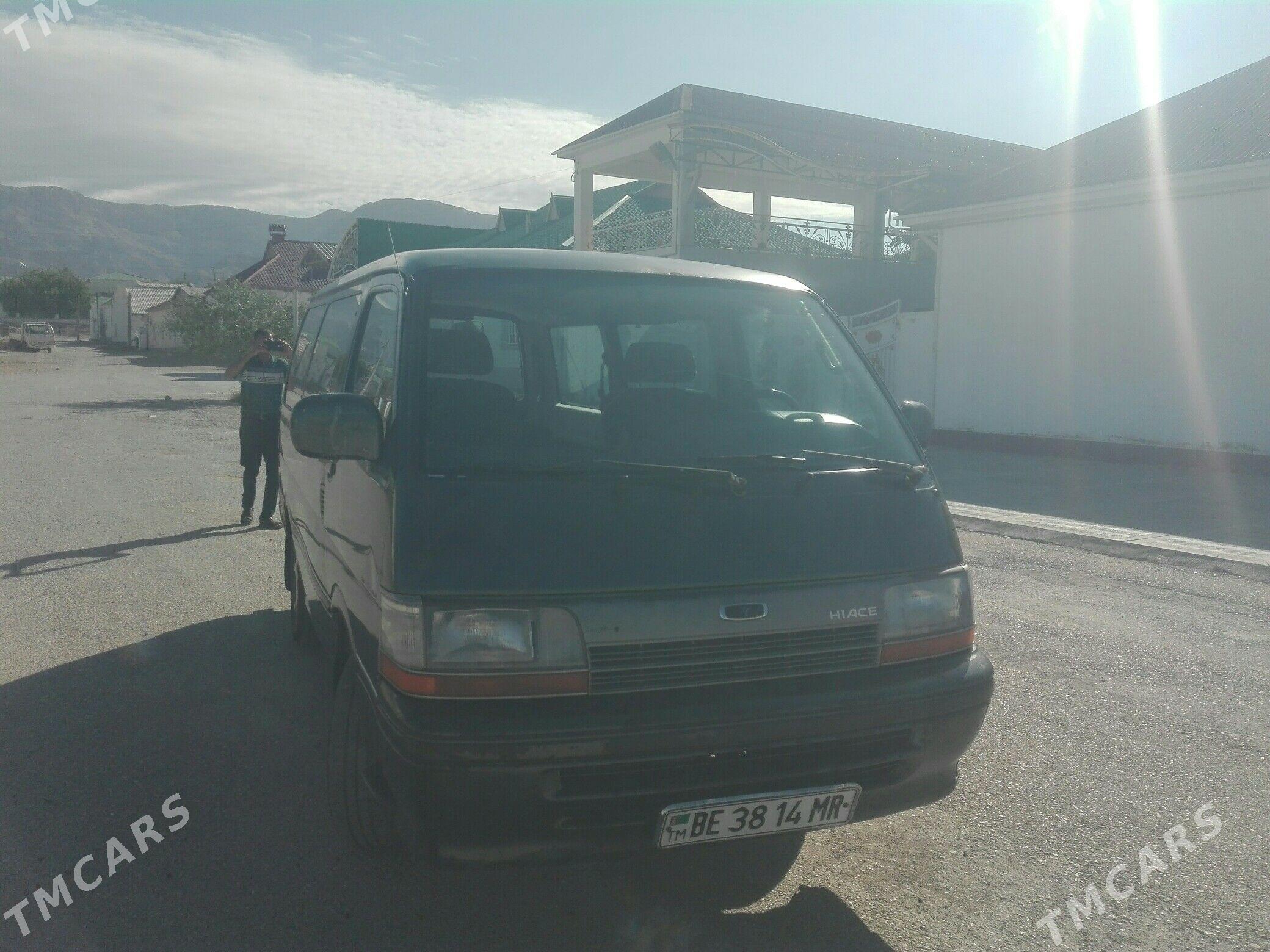 Toyota Hiace 1992 - 84 000 TMT - Mary - img 1