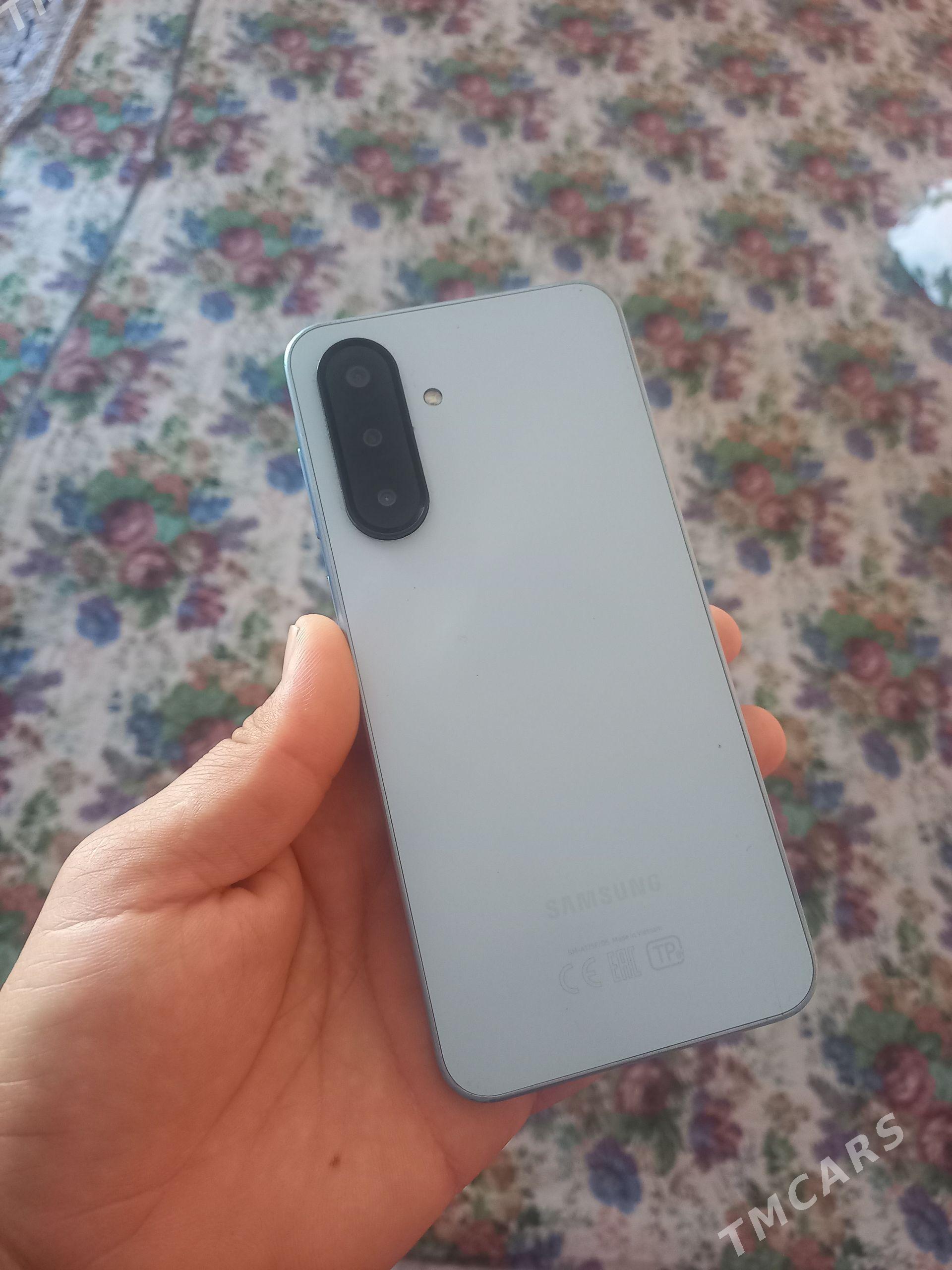Samsung A17 arginal ekeran - Бузмеин - img 1
