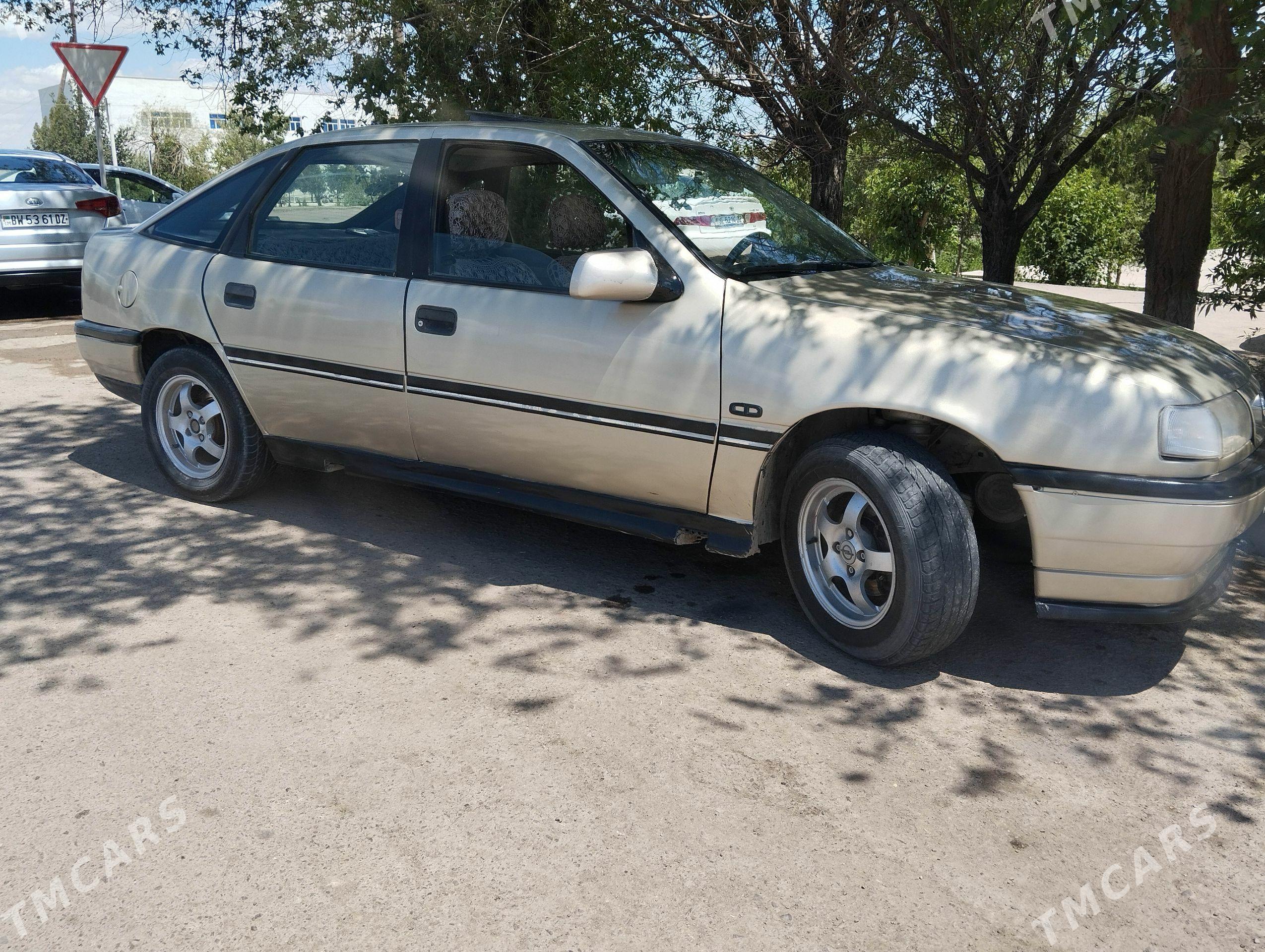 Opel Vectra 1993 - 35 000 TMT - Şabat etr. - img 1