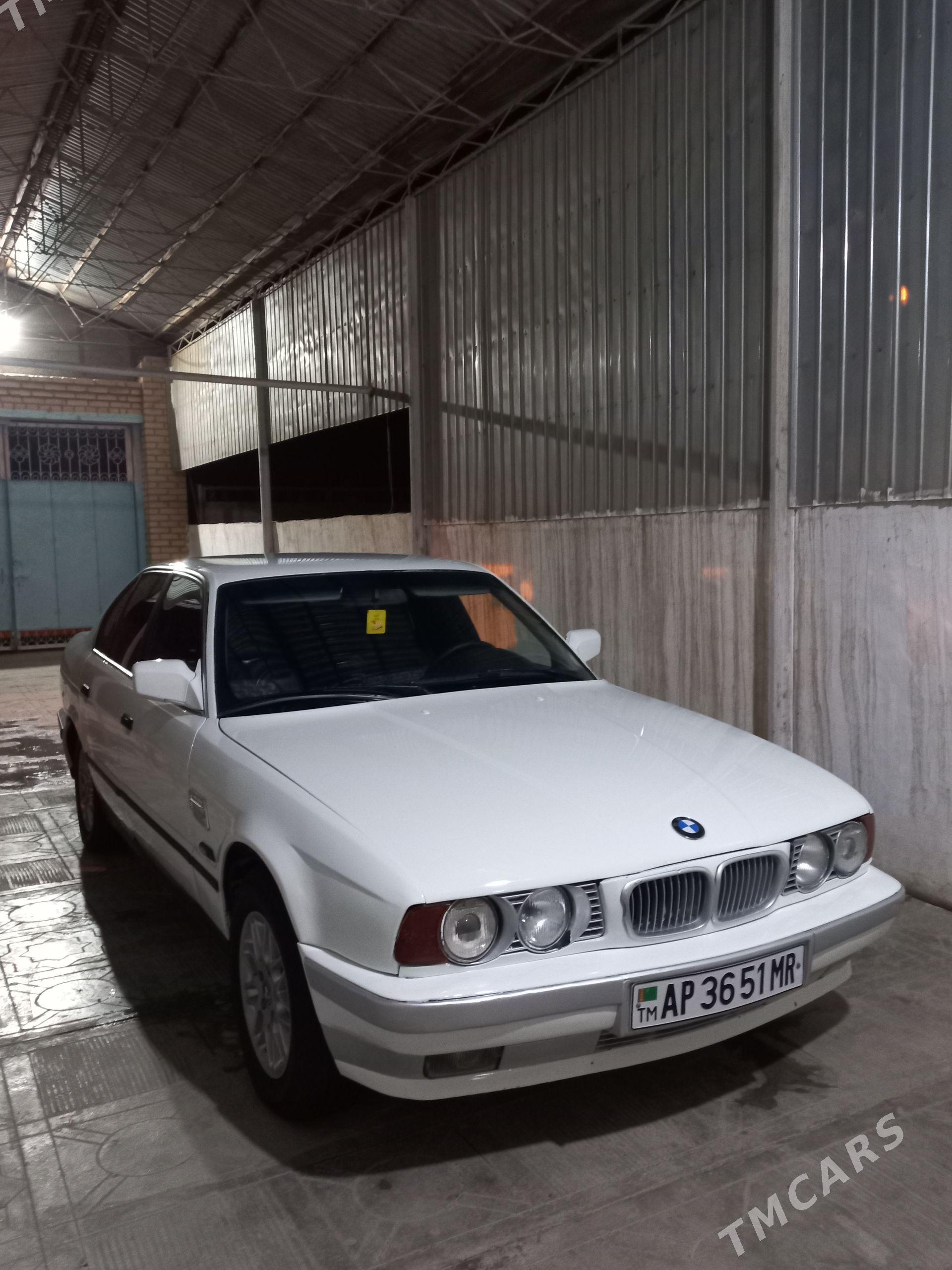 BMW E34 1992 - 90 000 TMT - Baýramaly - img 1