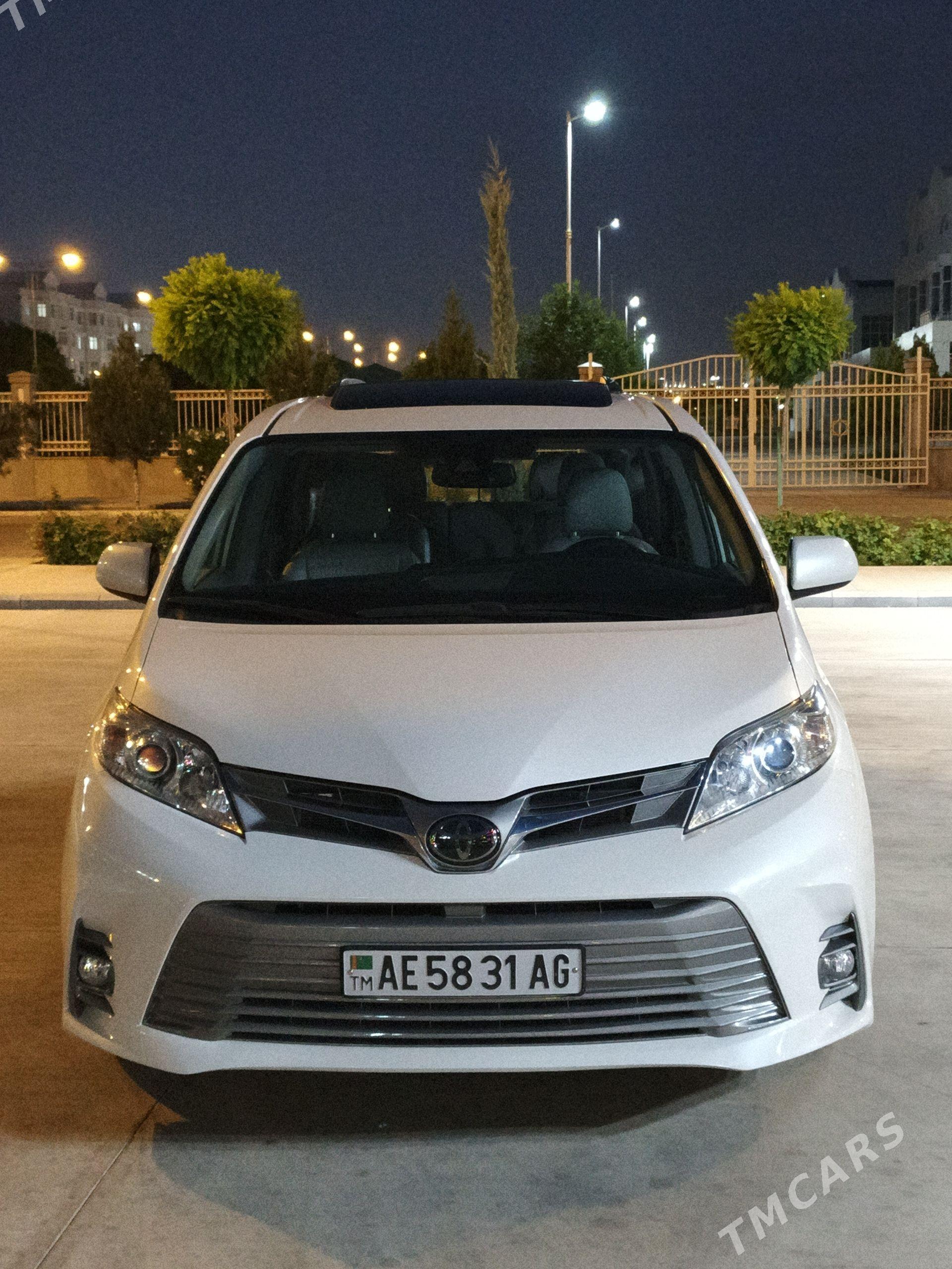 Toyota Sienna 2018 - 507 000 TMT - Ашхабад - img 1