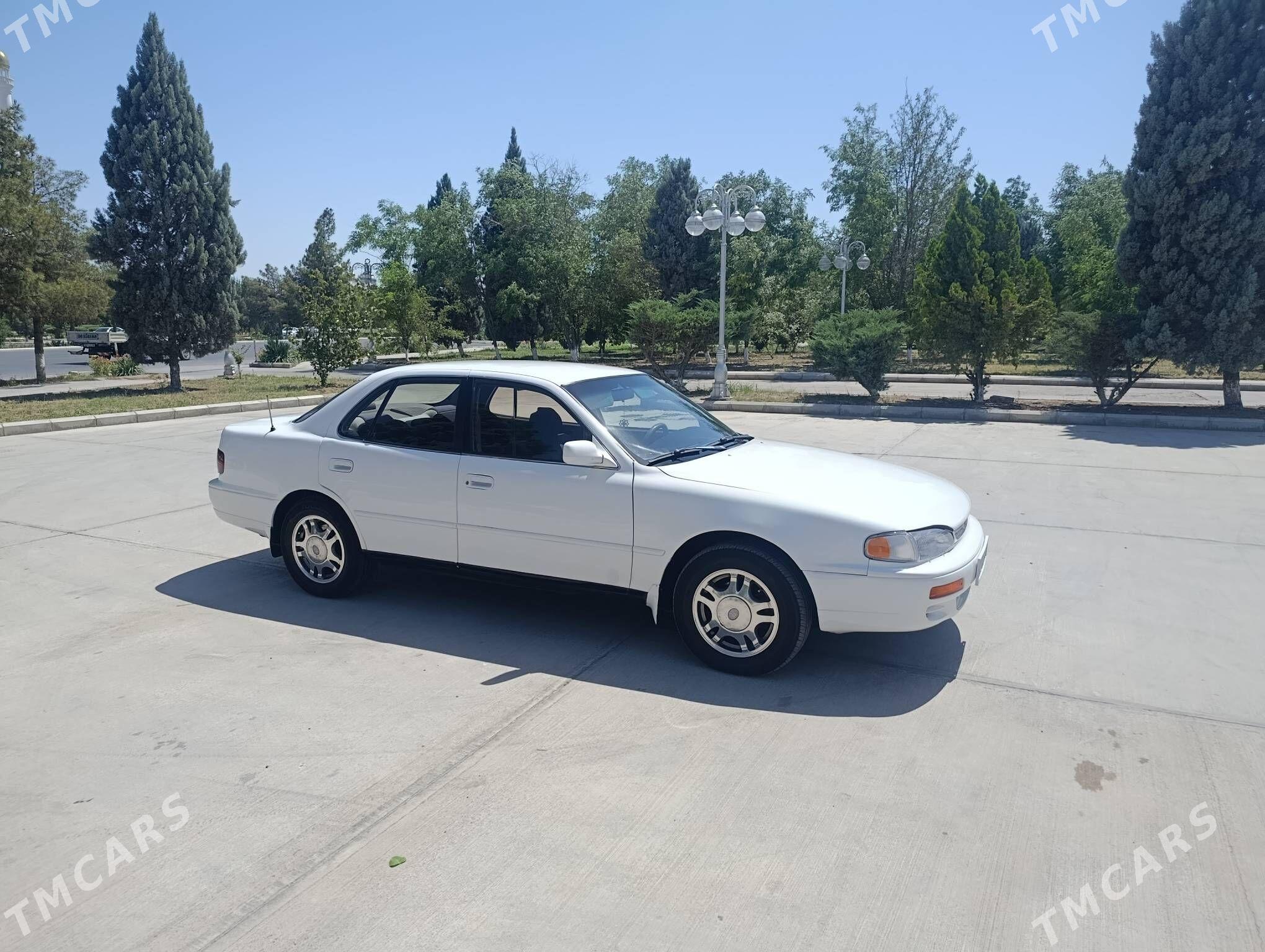 Toyota Camry 1995 - 125 000 TMT - Mary - img 1