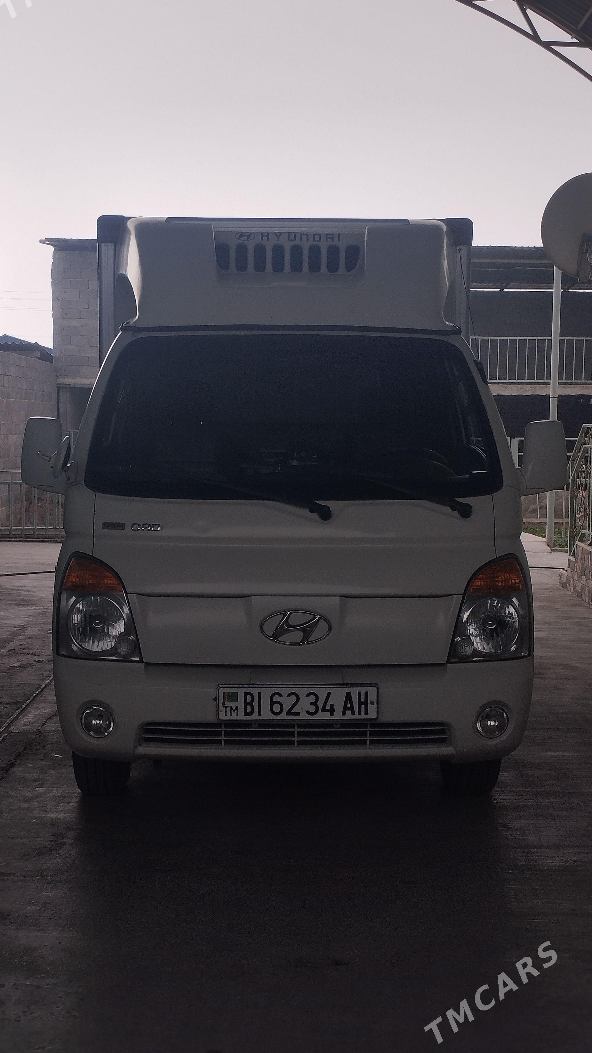 Hyundai H100 2010 - 210 000 TMT - Аркадаг - img 1