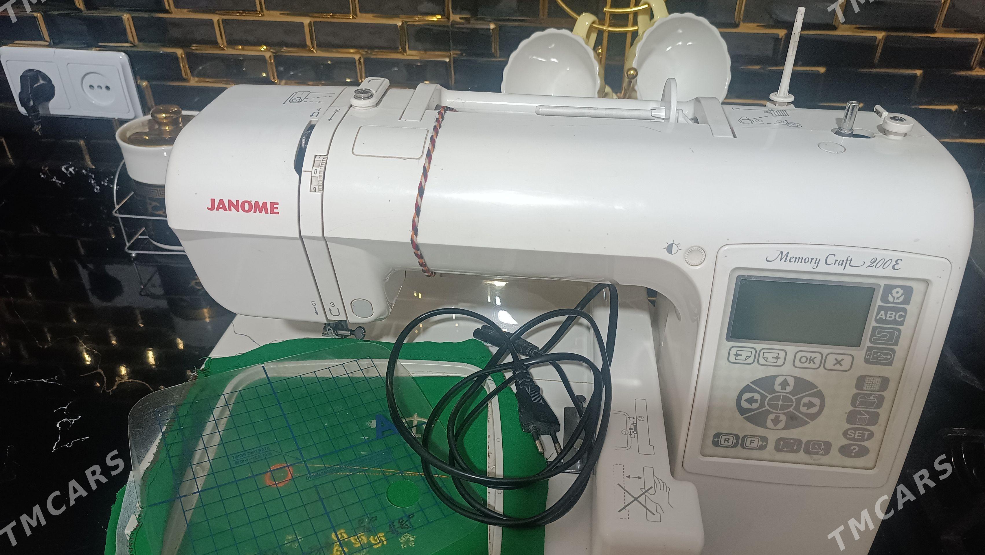 janome 200 e - Tejen - img 1