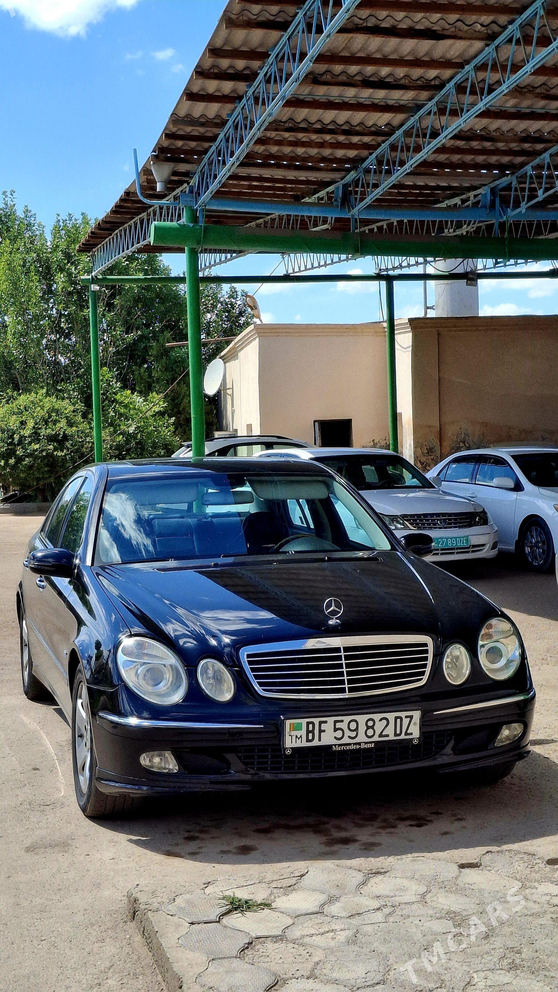 Mercedes-Benz E-Class 2003 - 175 000 TMT - Дашогуз - img 1
