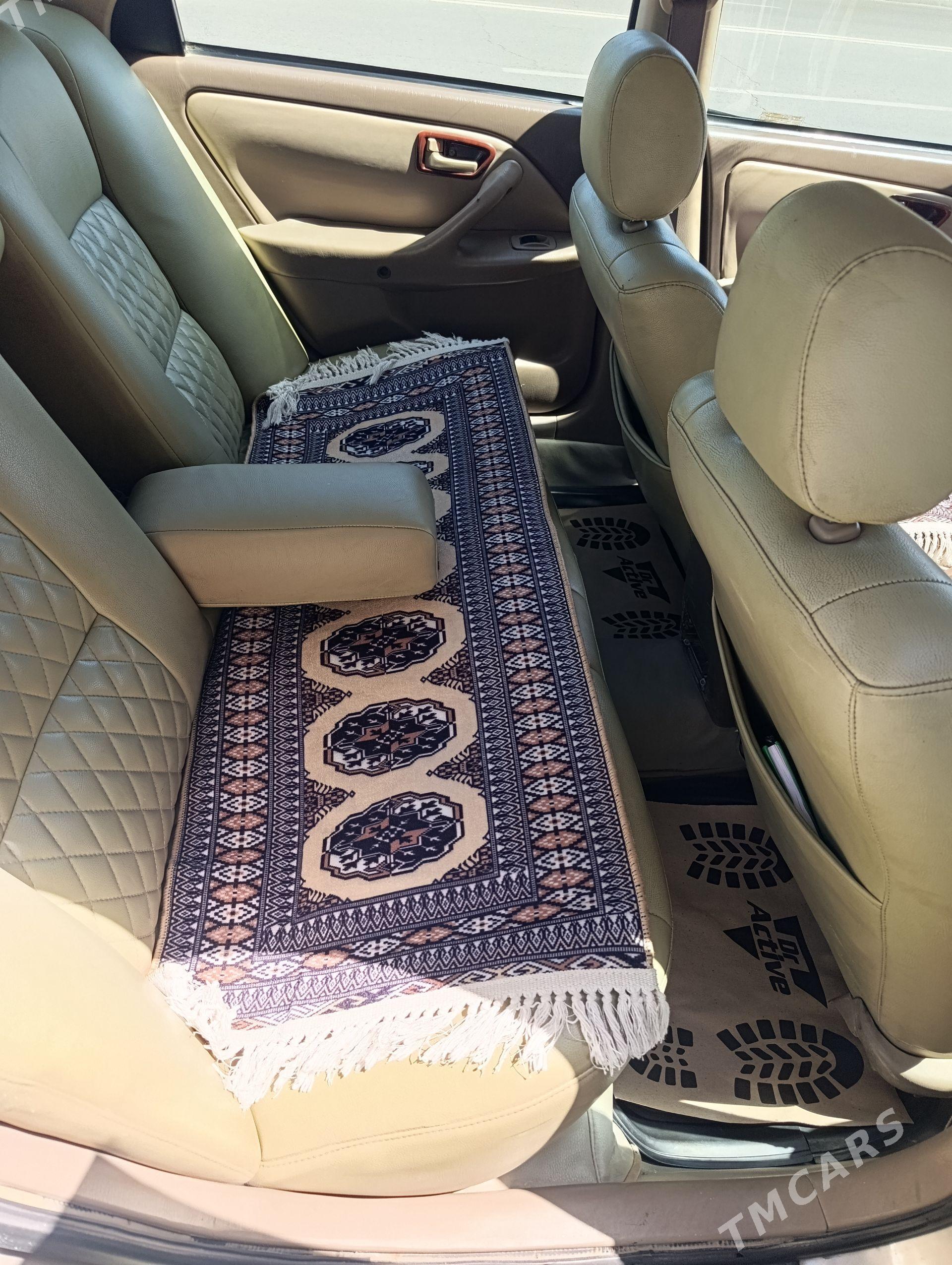 Toyota Camry 1998 - 140 000 TMT - Мары - img 1