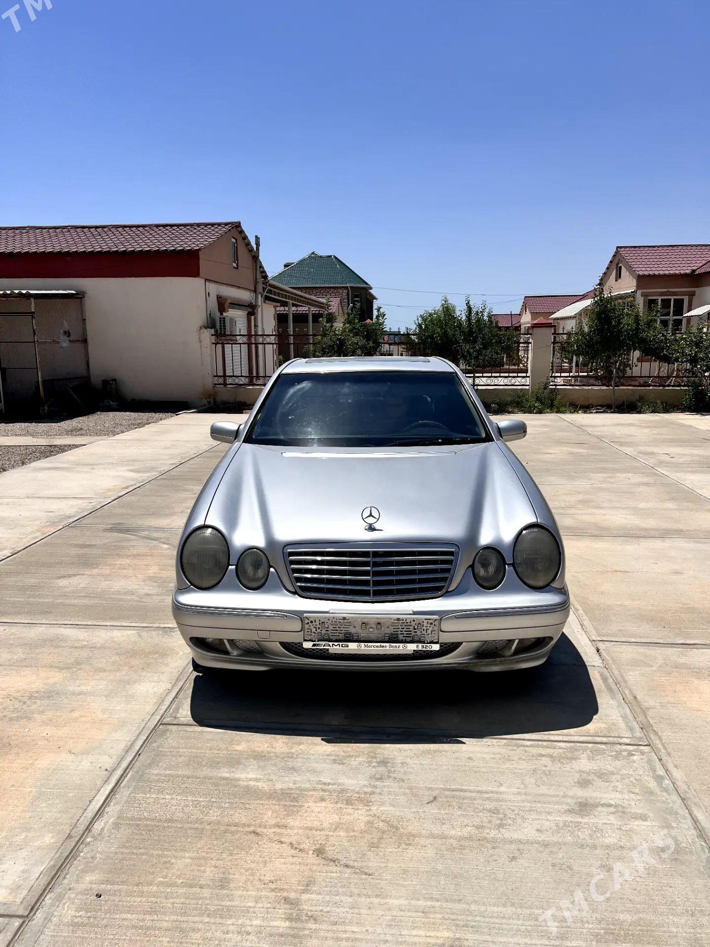 Mercedes-Benz E320 2001 - 138 000 TMT - Балканабат - img 1