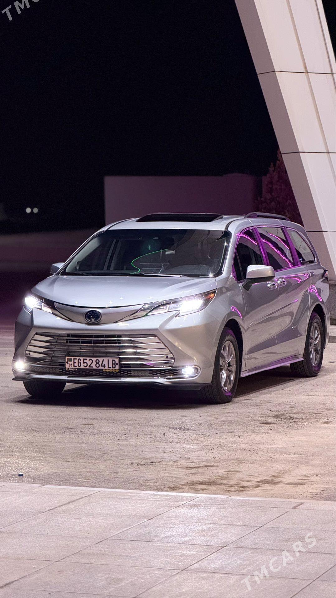 Toyota Sienna 2021 - 490 000 TMT - Türkmenabat - img 1