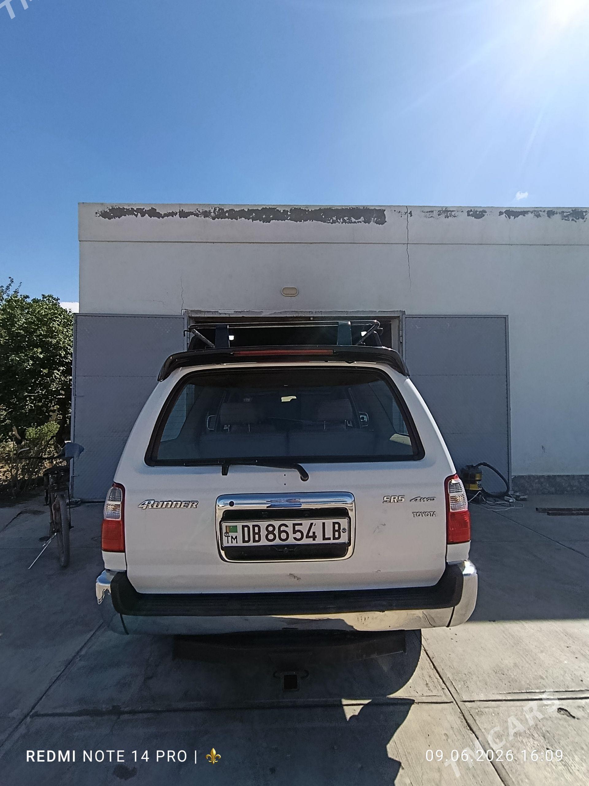 Toyota 4Runner 2002 - 240 000 TMT - Газаджак - img 1