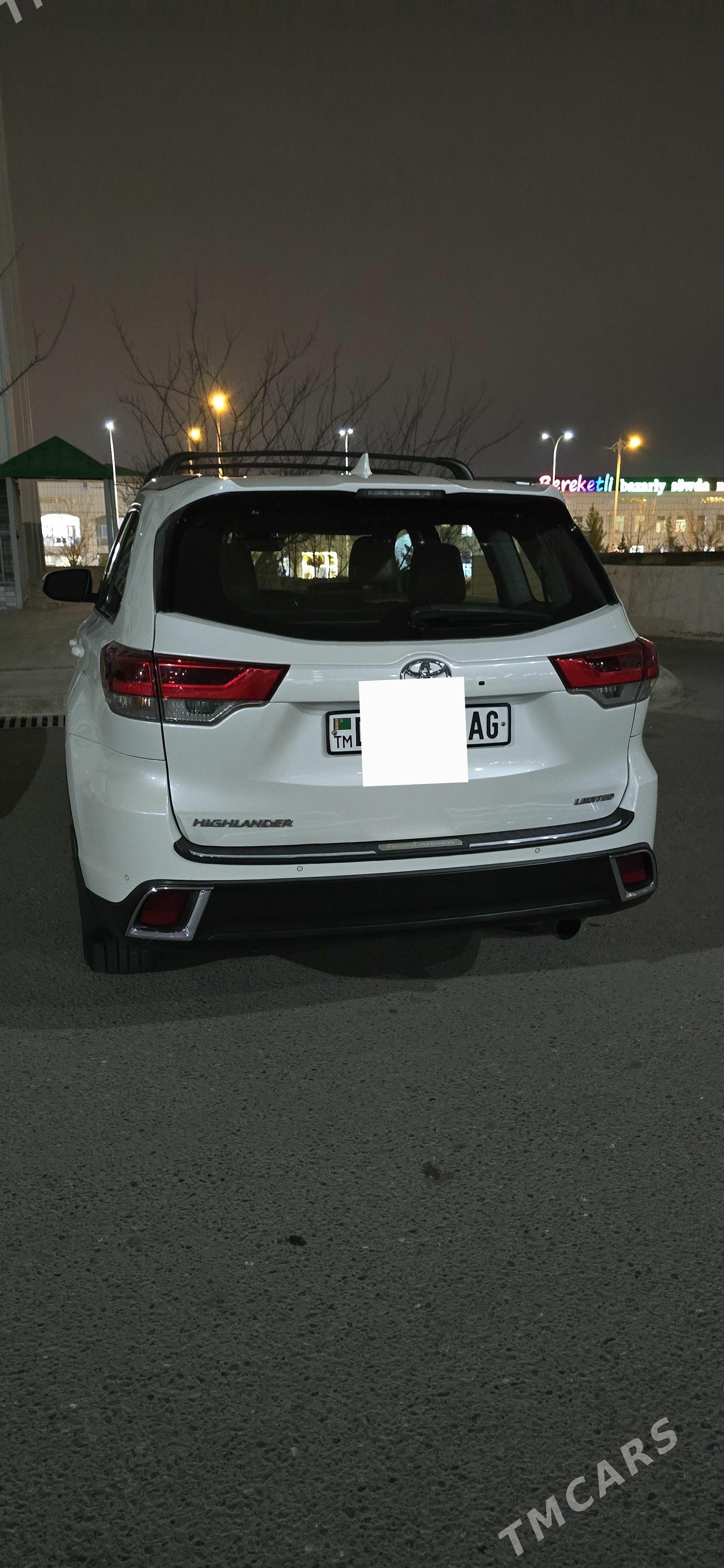 Toyota Highlander 2017 - 550 000 TMT - Ашхабад - img 1