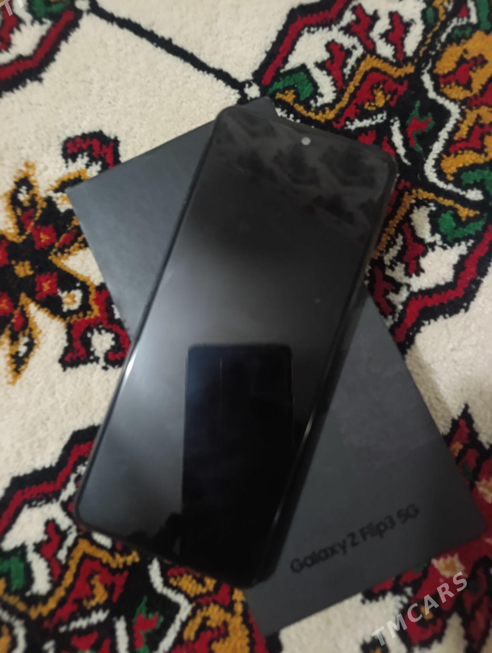 Galaxy ZFlip3 5G - Сейди - img 1