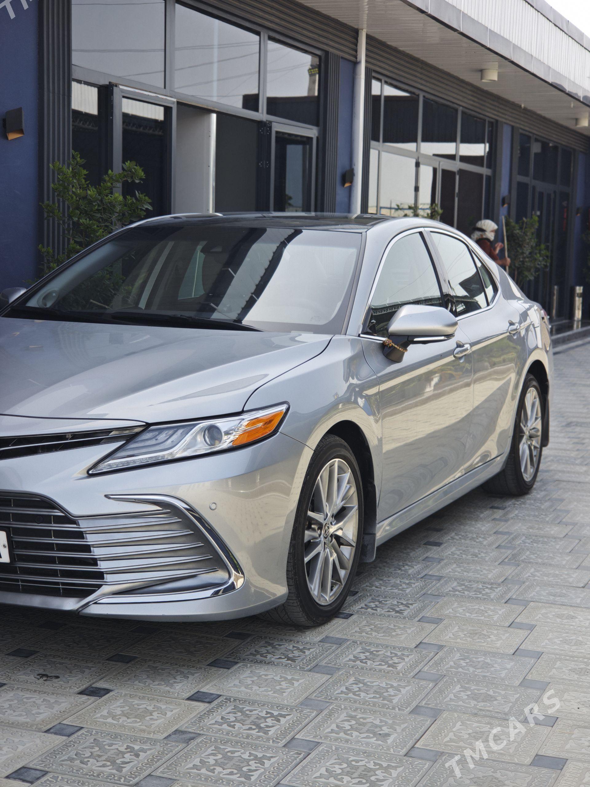 Toyota Camry 2023 - 600 000 TMT - Мары - img 1