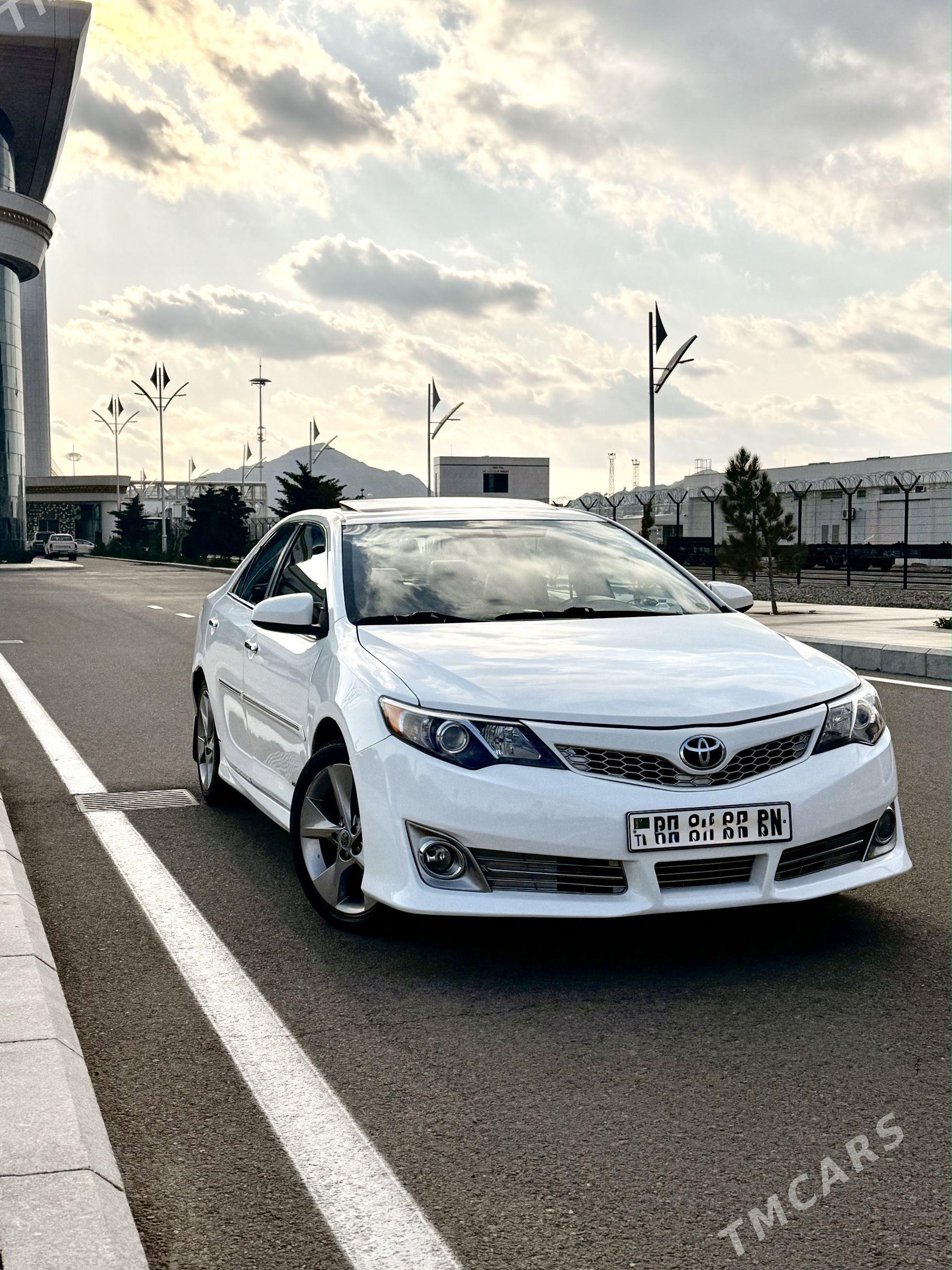 Toyota Camry 2012 - 228 000 TMT - Туркменбаши - img 1