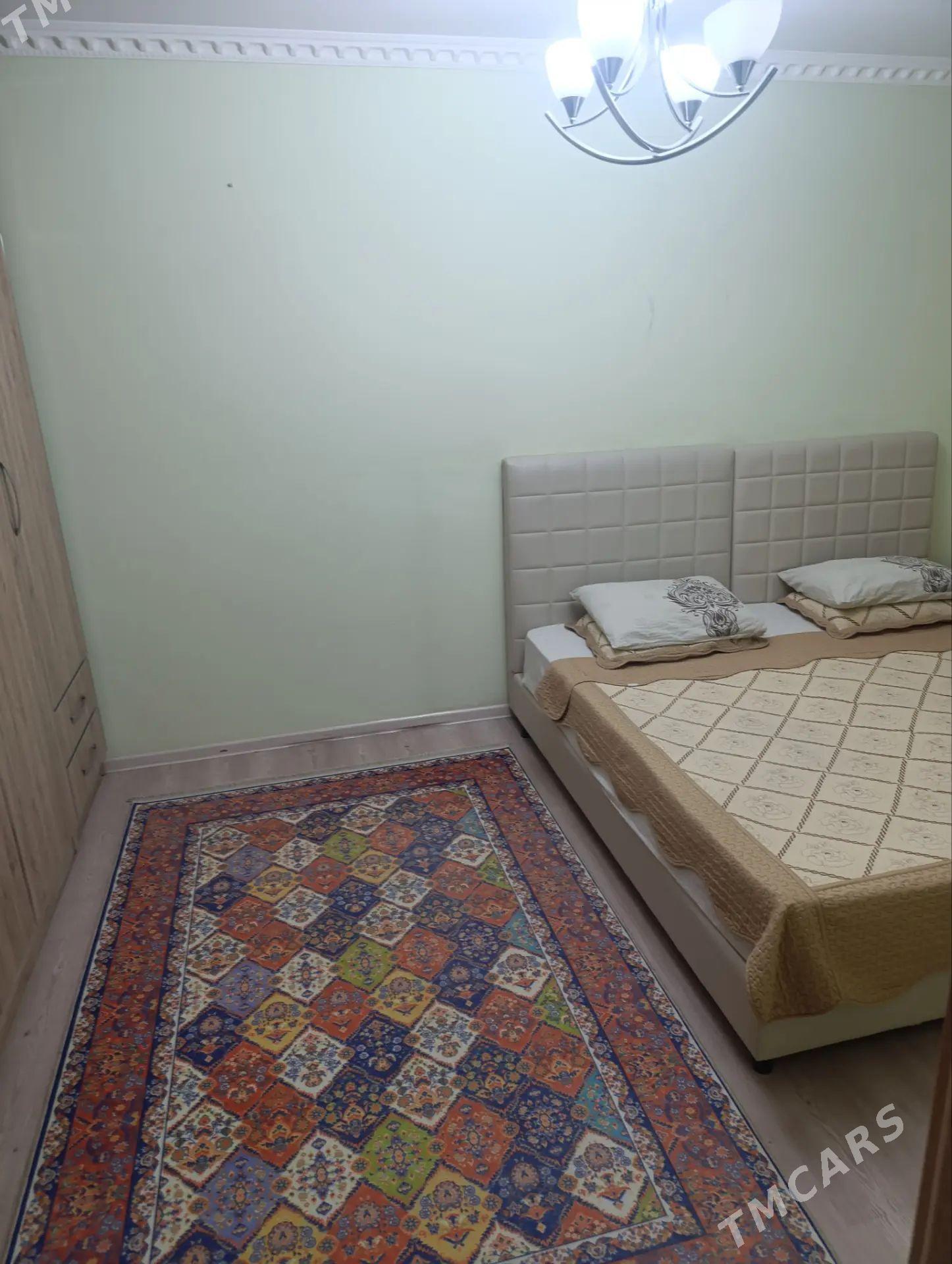 Гоголя Граждан 2 комн 3 эт - Ашхабад - img 1