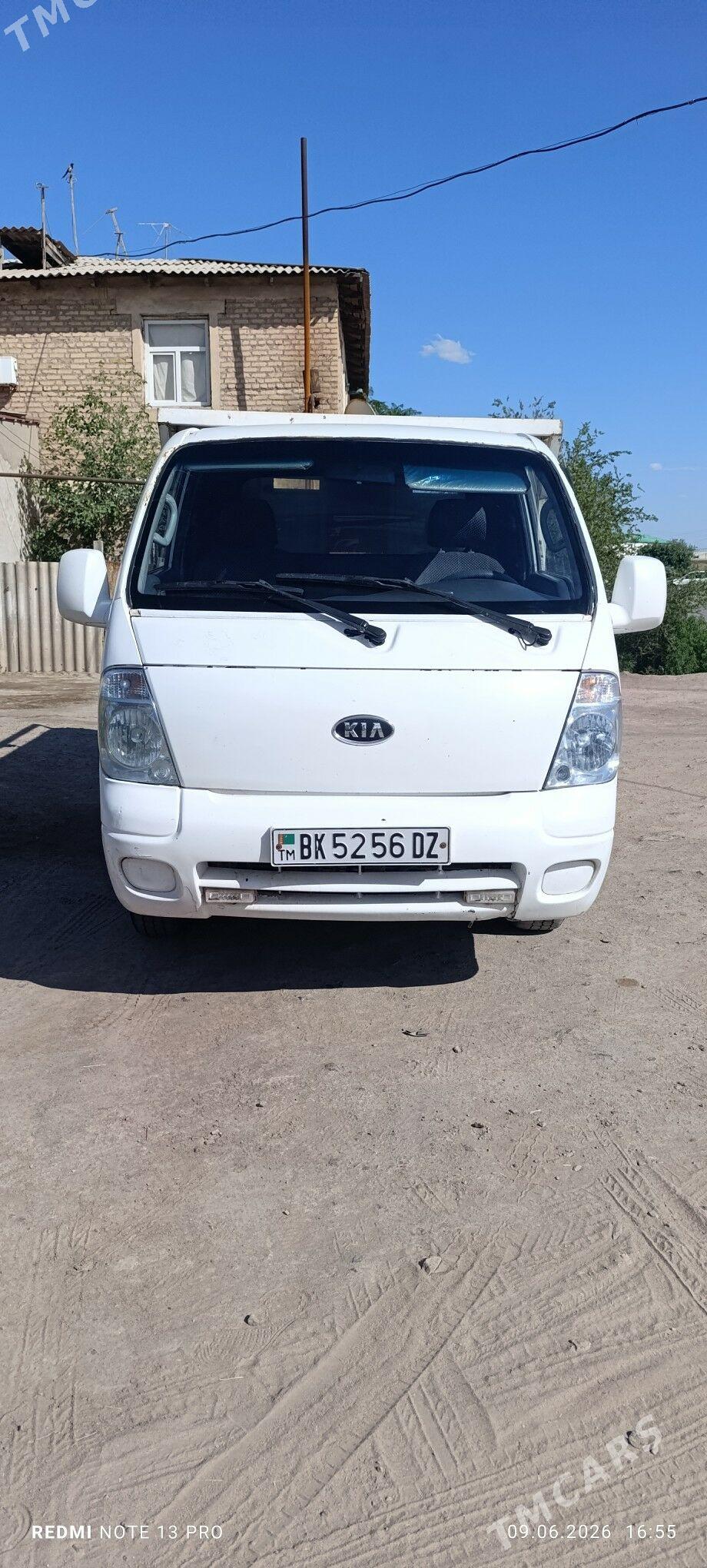 Kia Bongo 2004 - 125 000 TMT - Gubadag - img 1