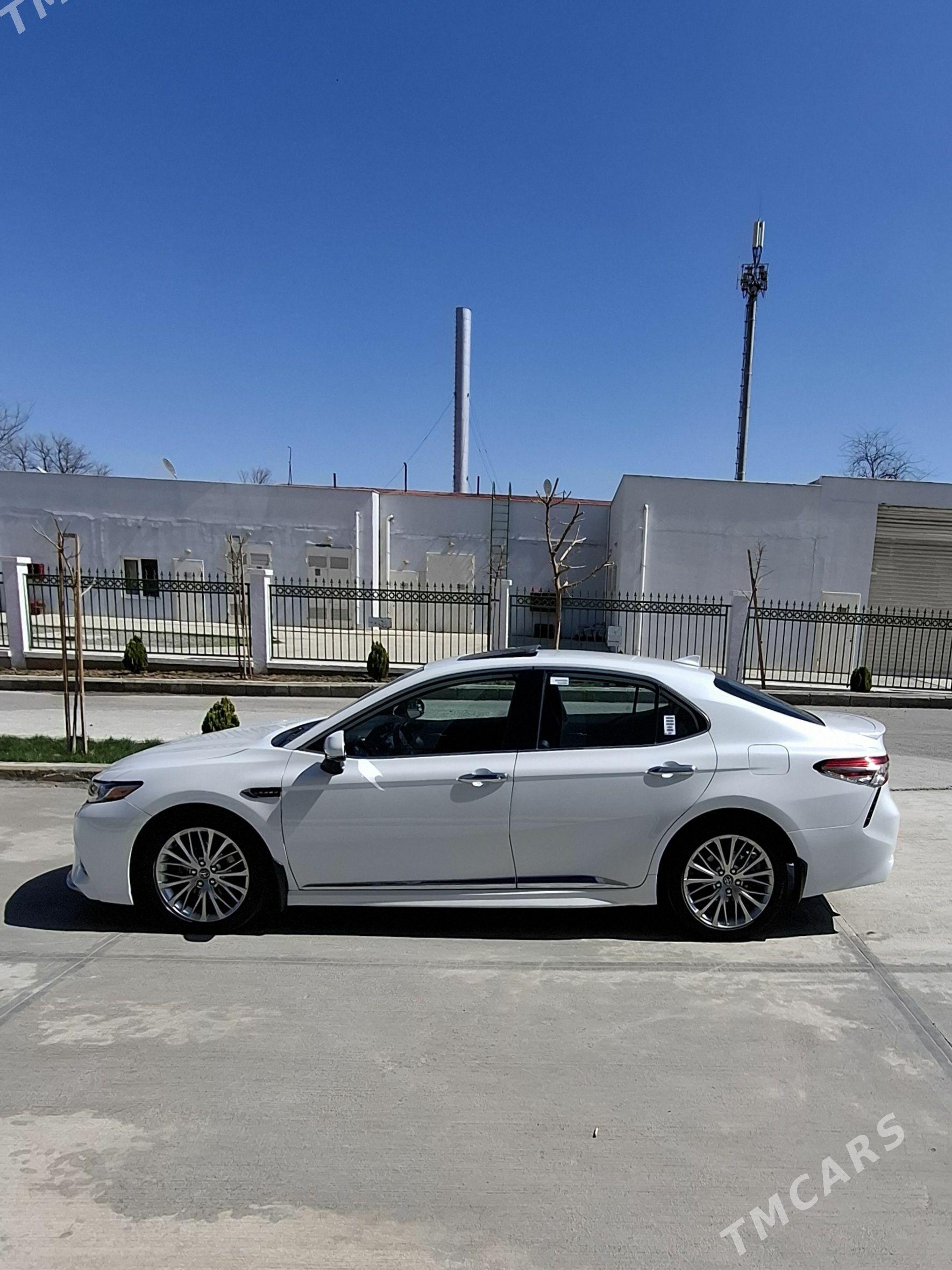 Toyota Camry 2019 - 345 000 TMT - Aşgabat - img 1