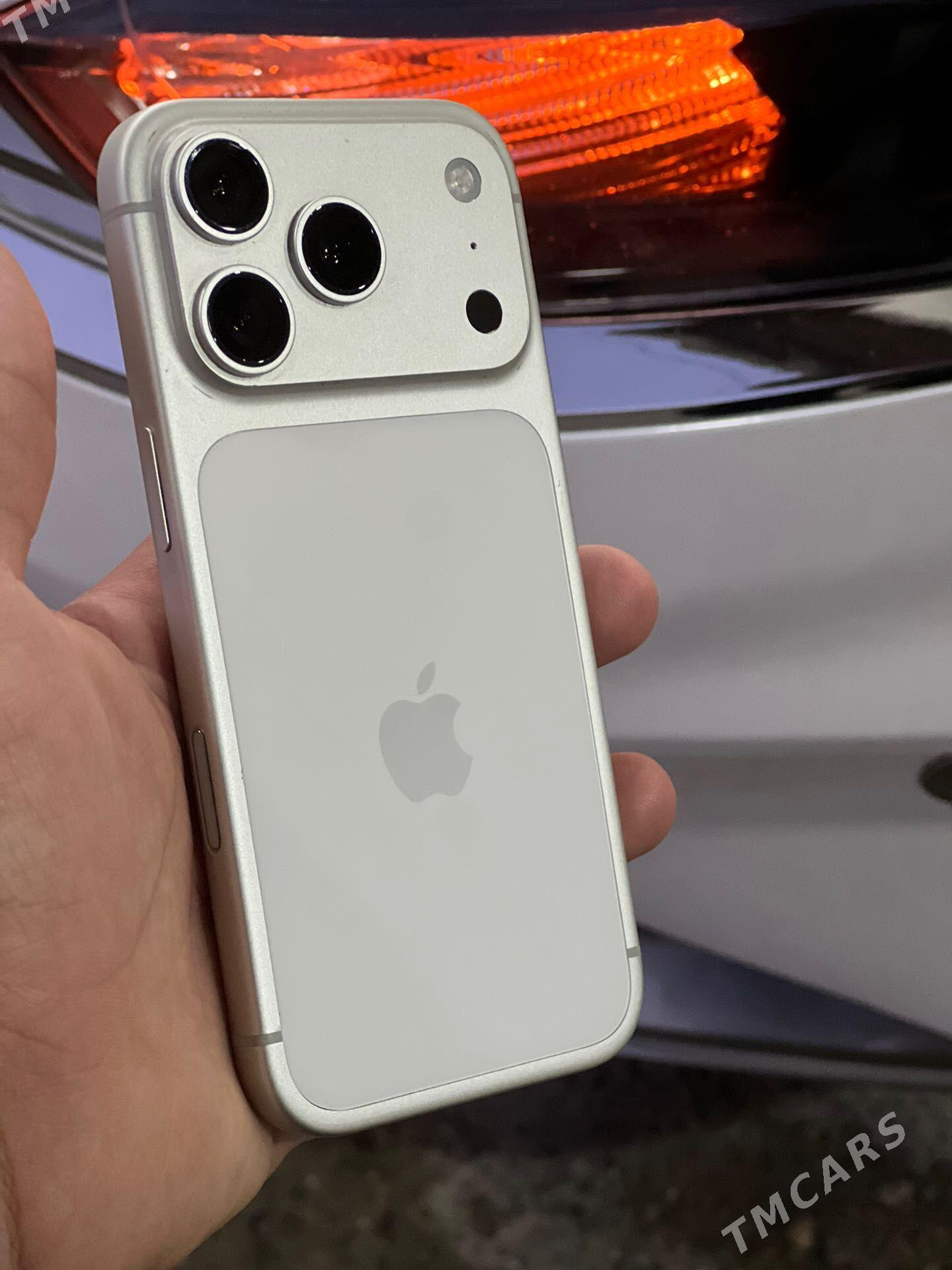 iPhone 17pro - Mary - img 1