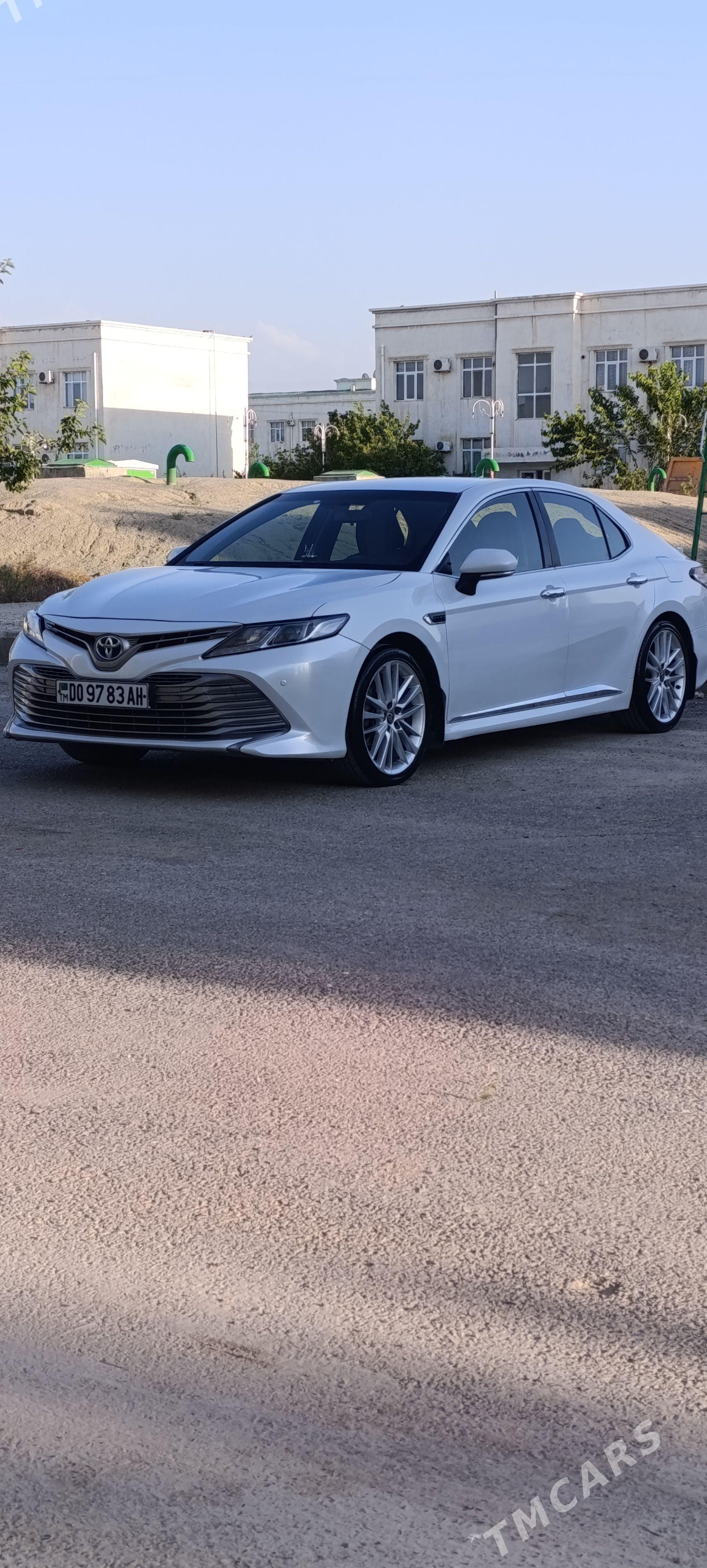 Toyota Camry 2020 - 252 000 TMT - Гёкдепе - img 1