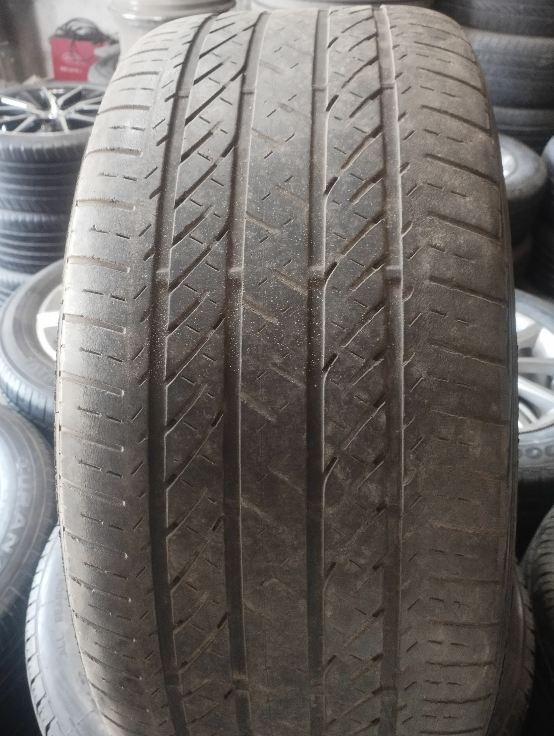 235 40 19 BRIDGESTONE 150 TMT - Hitrowka - img 1