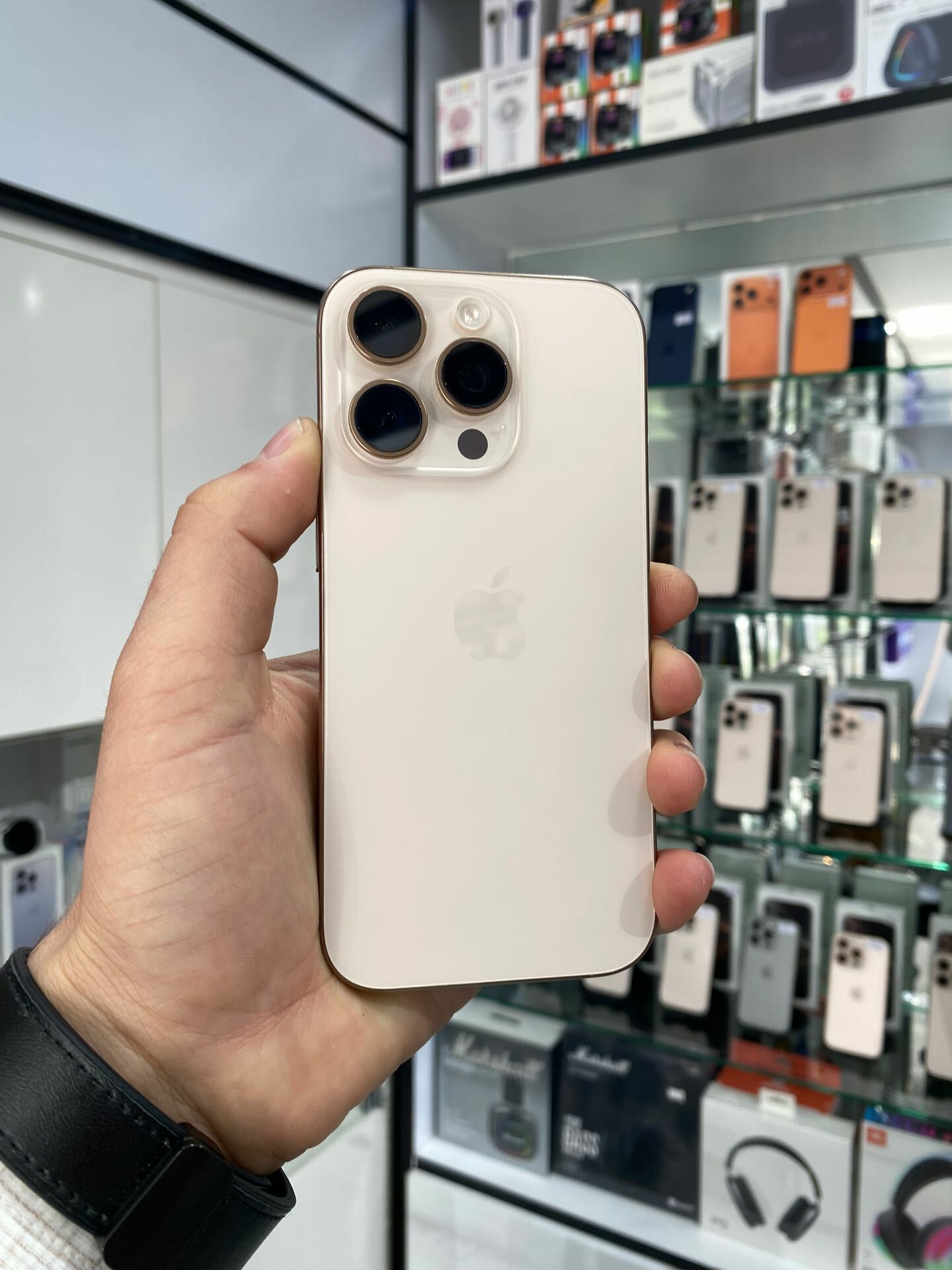 iPhone 16 Pro 92256 - Aşgabat - img 1
