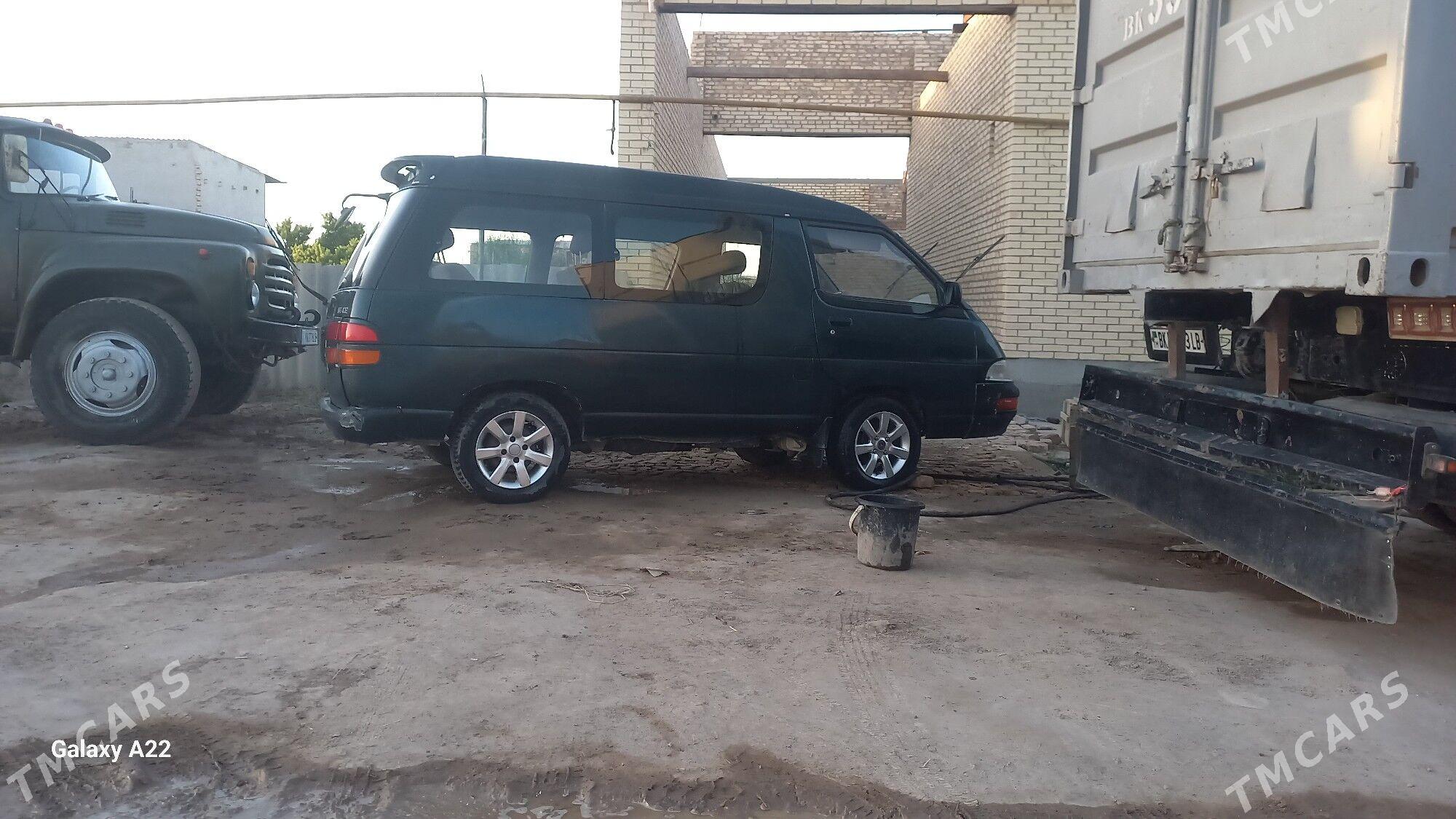 Toyota Town Ace 1994 - 20 000 TMT - Çärjew - img 1