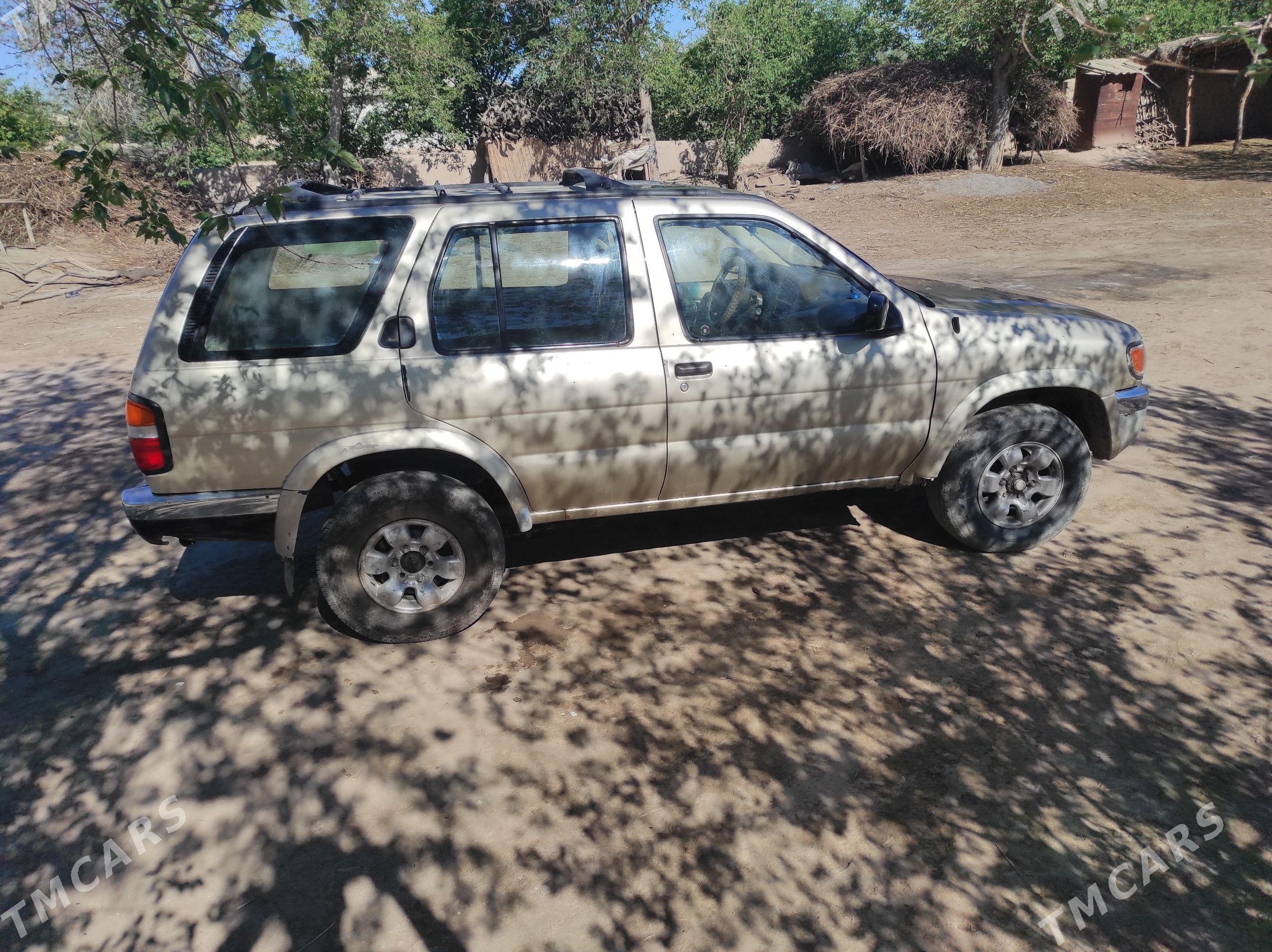 Nissan Pathfinder 1998 - 100 000 TMT - етр. Туркменбаши - img 1