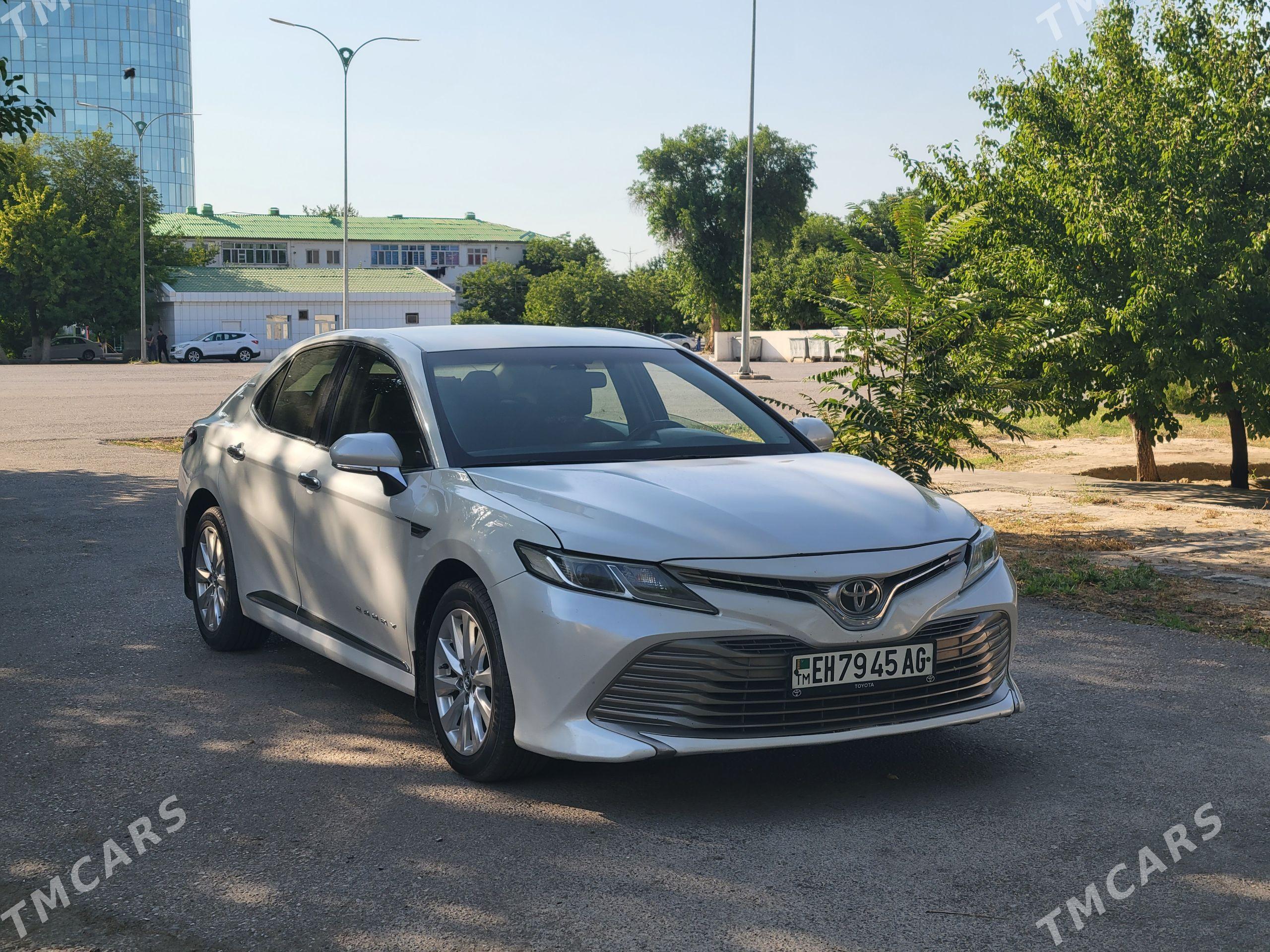 Toyota Camry 2018 - 240 000 TMT - Ашхабад - img 1