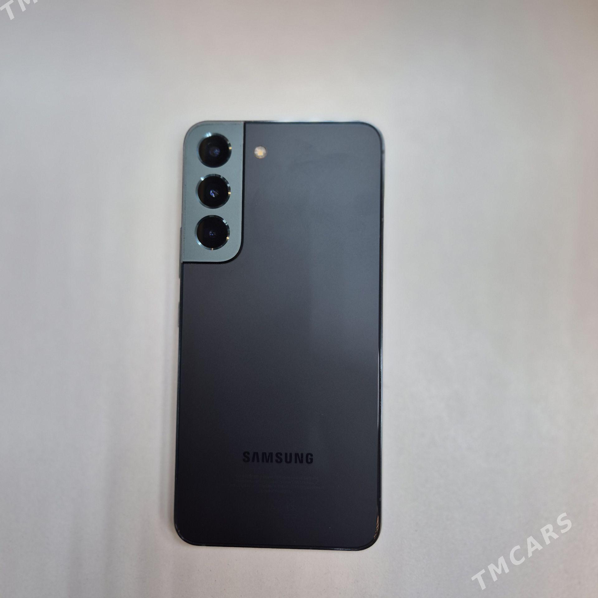 Samsung S22 - 8 мкр - img 1