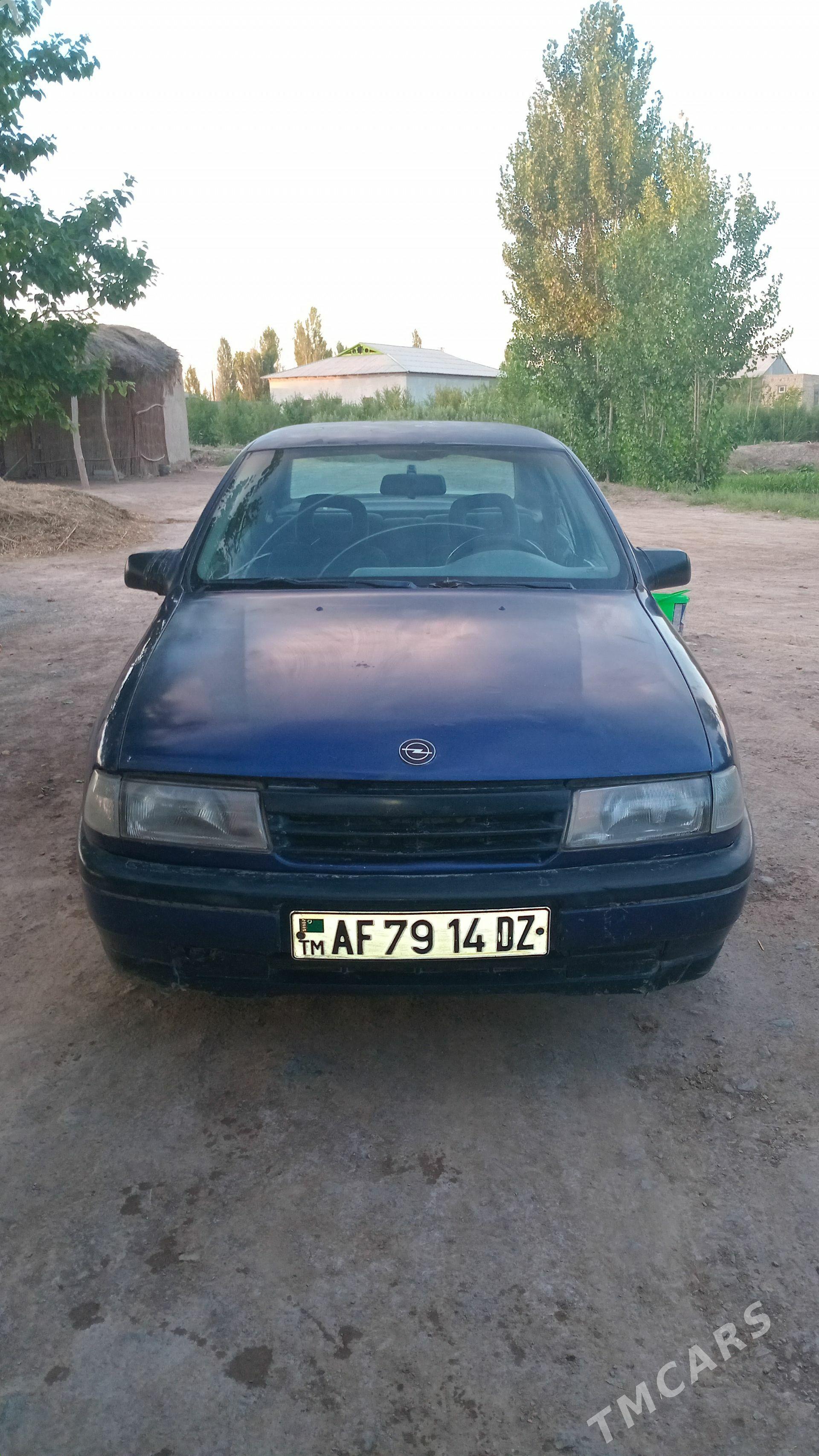 Opel Vectra 1992 - 26 000 TMT - Gubadag - img 1