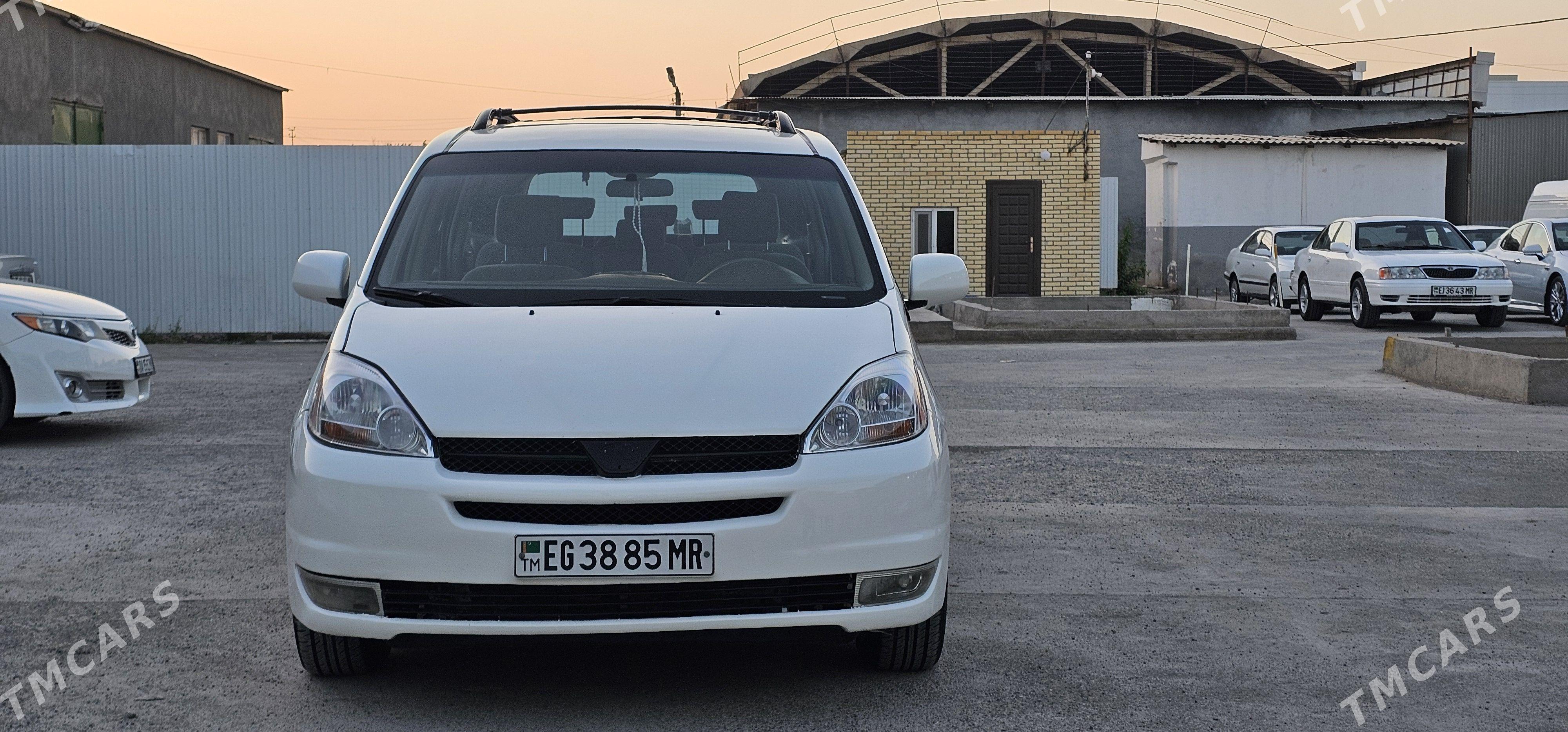 Toyota Sienna 2005 - 210 000 TMT - Мары - img 1