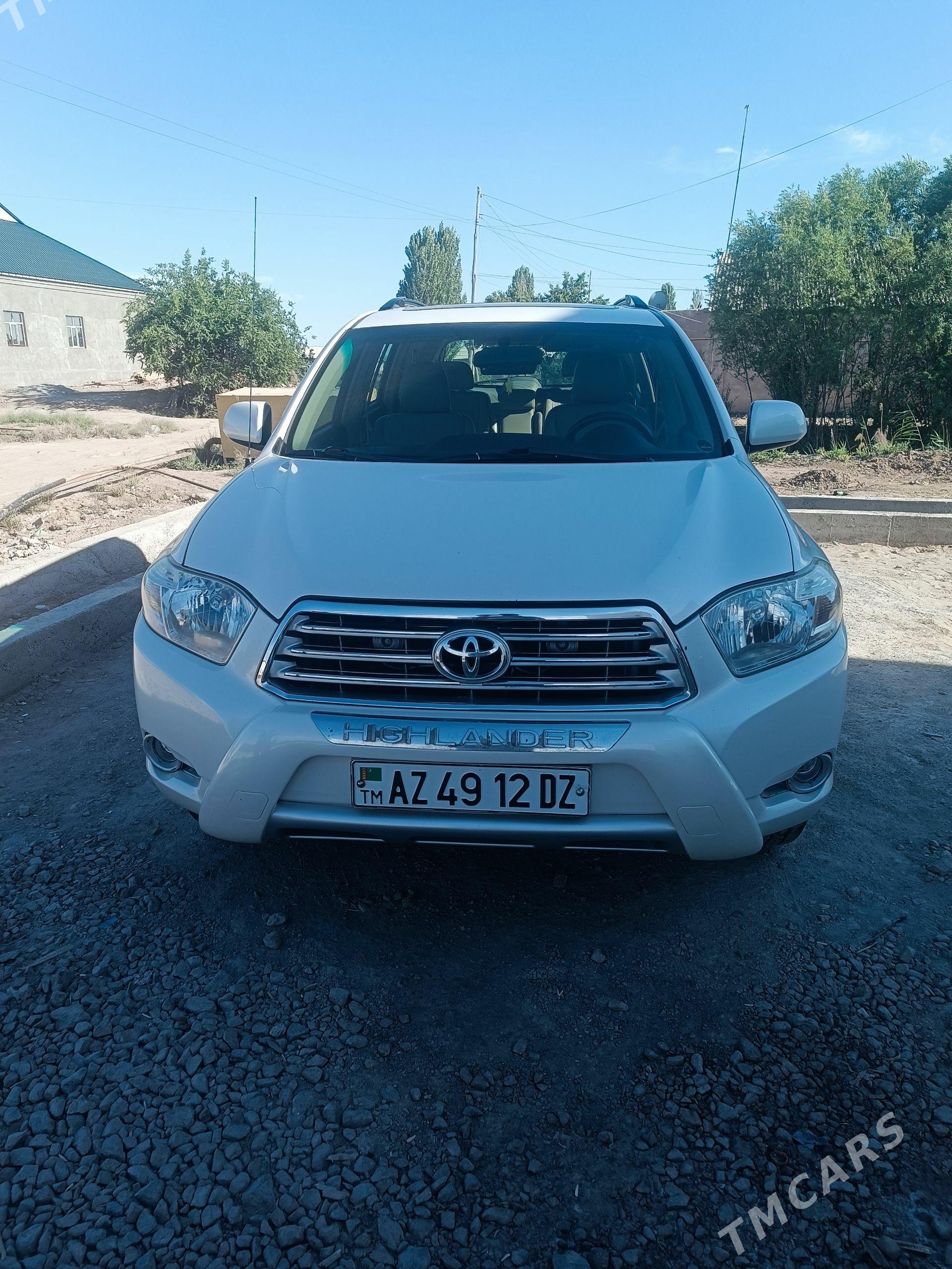 Toyota Highlander 2010 - 380 000 TMT - Gurbansoltan Eje - img 1